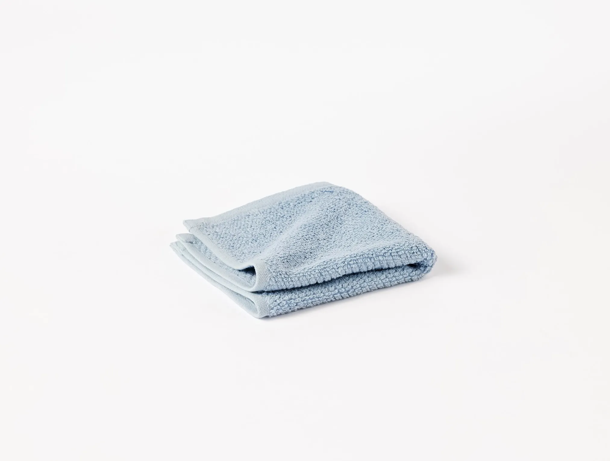 Coyuchi Air Weight® Organic Towels< Bath Towels