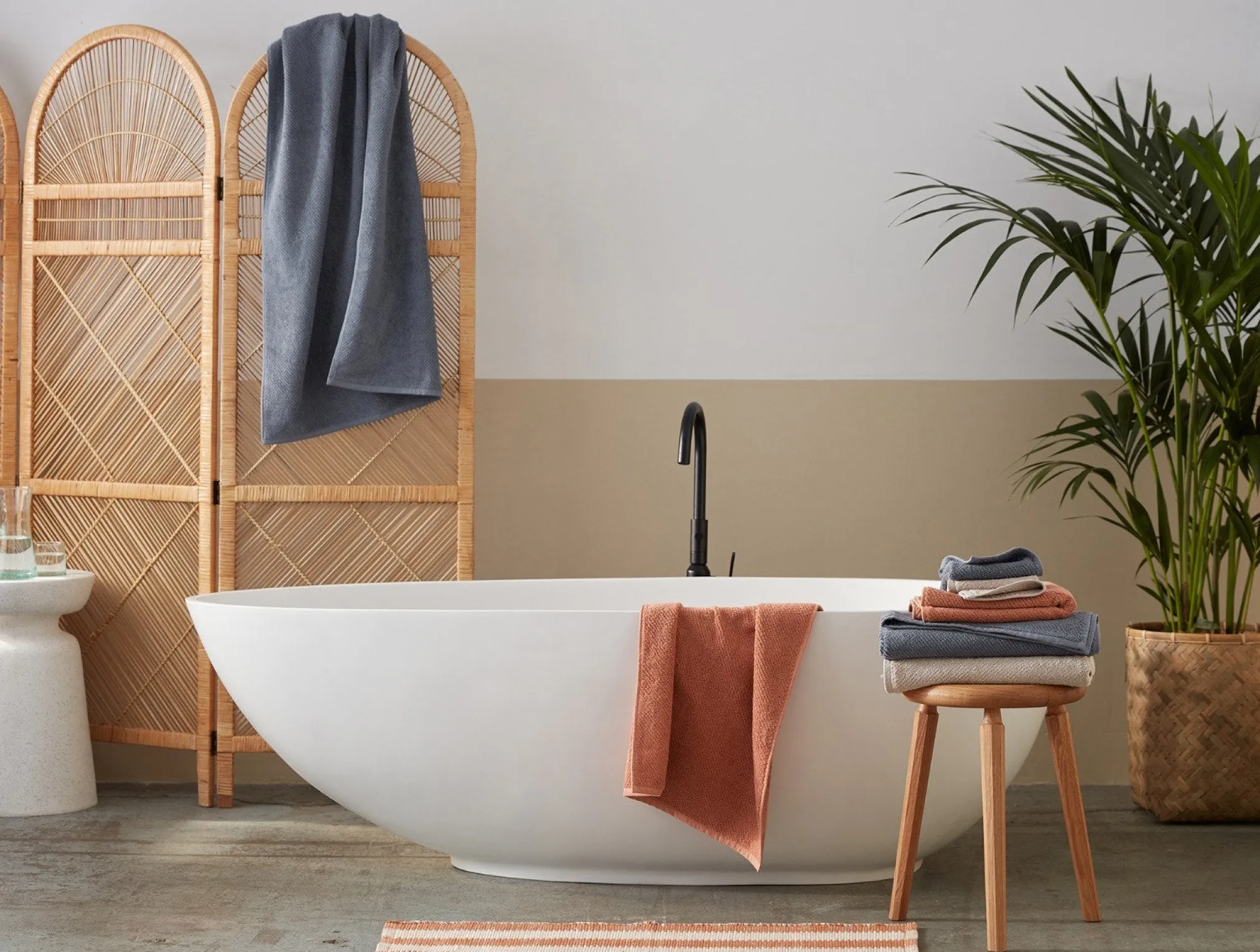 Coyuchi Air Weight® Organic Towels< Bath Towels