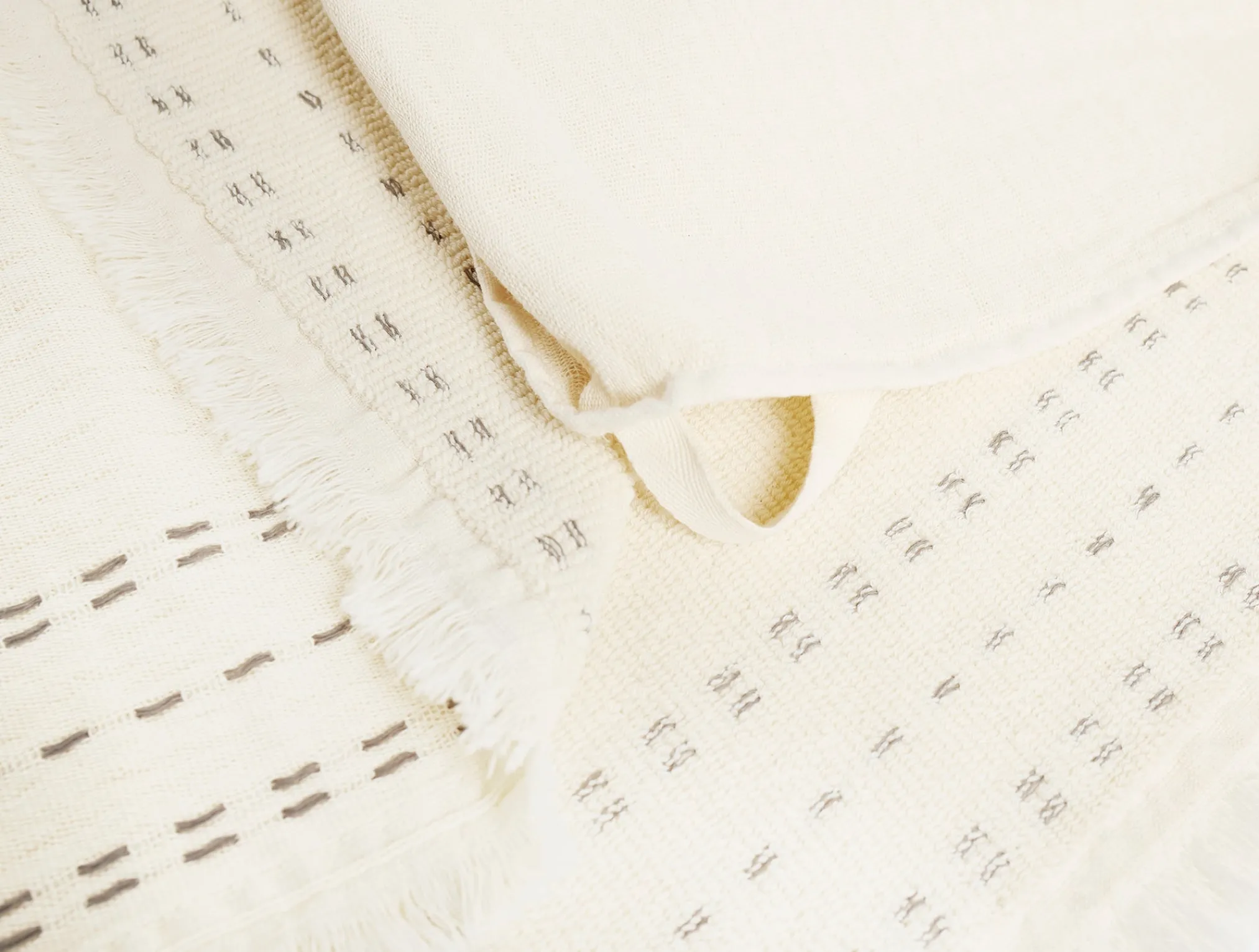 Coyuchi Alder Organic Hand Towel, Set of 2< Kitchen