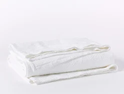 Coyuchi Avila Organic Matelasse Blanket< Bed Blankets