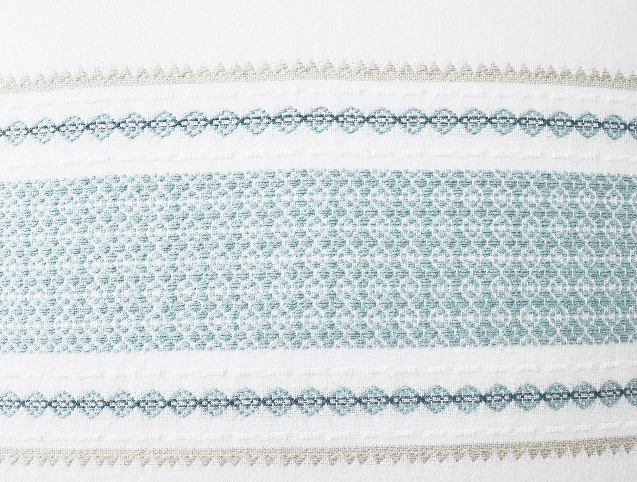 Coyuchi Cabrillo Organic Duvet Set< Duvet Covers + Sets