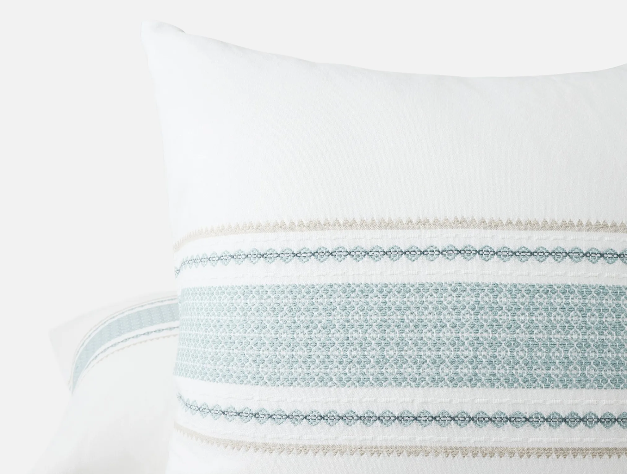 Coyuchi Cabrillo Organic Duvet Set< Duvet Covers + Sets
