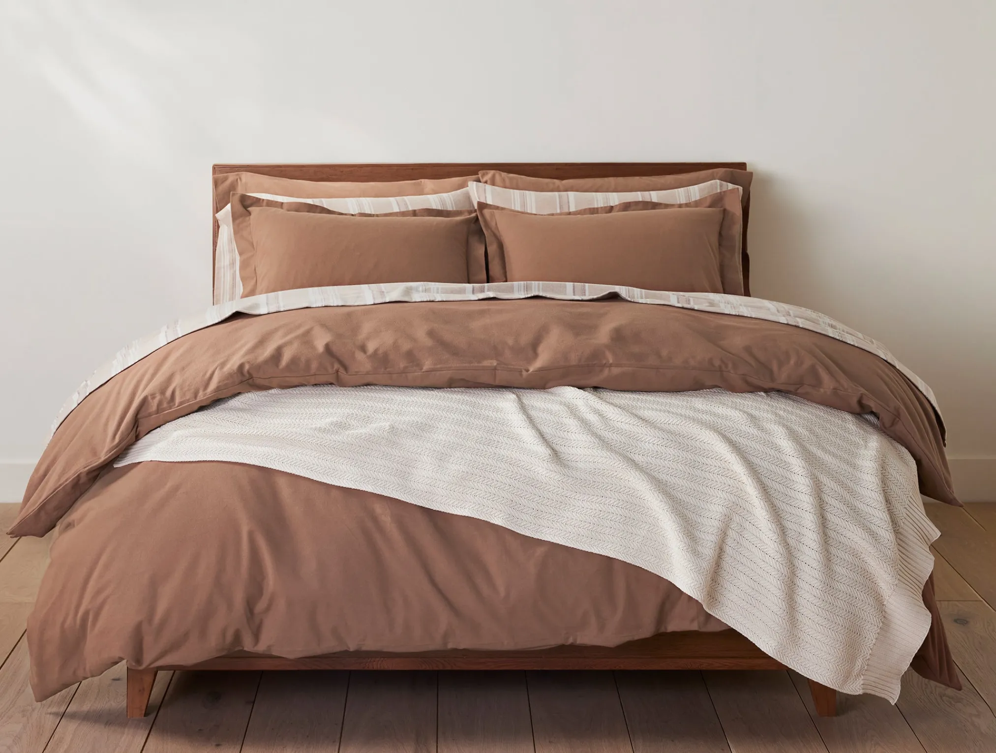 Coyuchi Casa Loma Organic Knit Throw< Throws