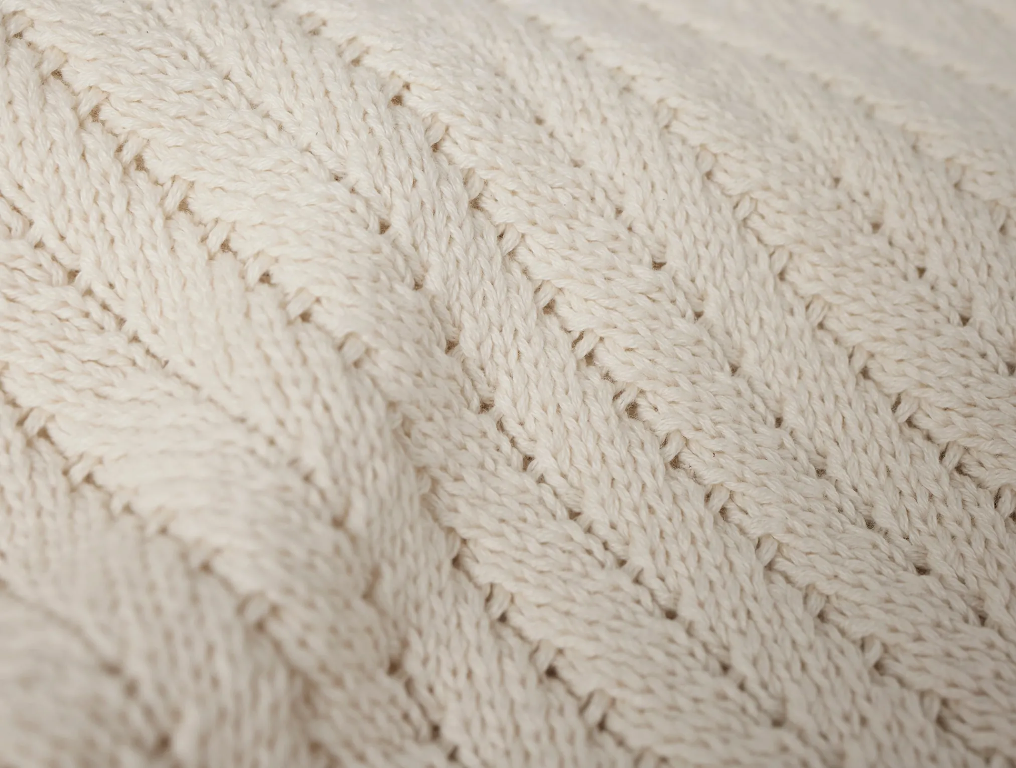 Coyuchi Casa Loma Organic Knit Throw< Throws