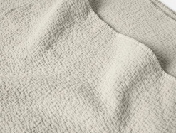 Coyuchi Cascade Organic Matelasse Blanket< Bed Blankets