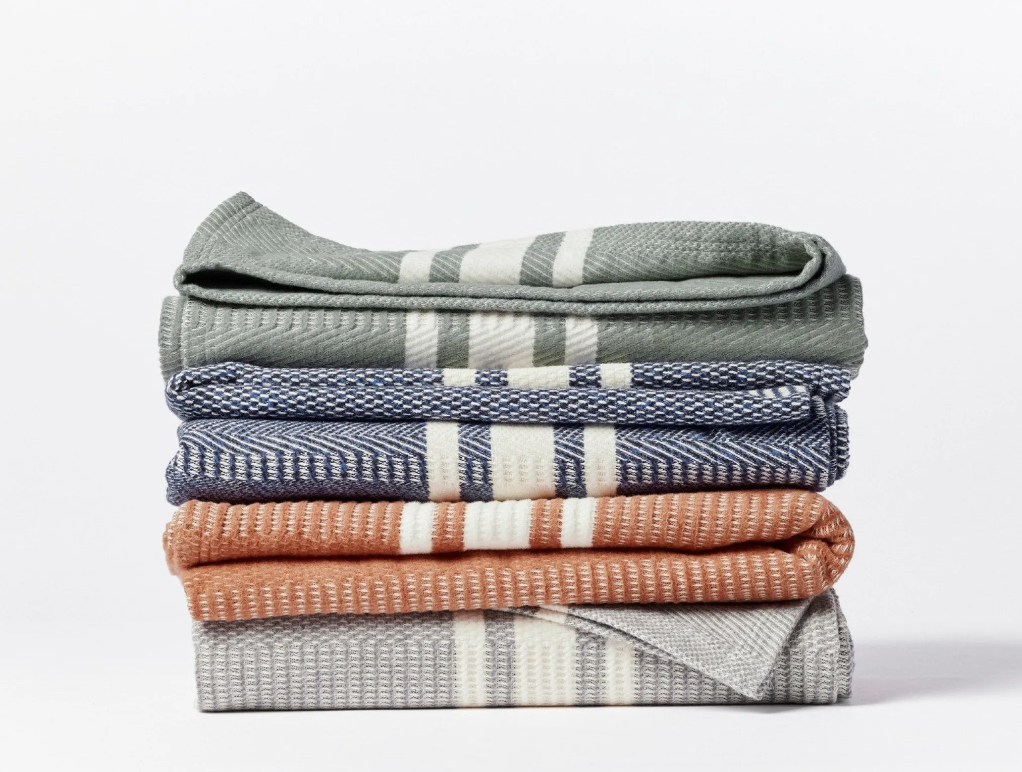 Coyuchi Cirrus Supersoft Organic Cotton Throw< Throws