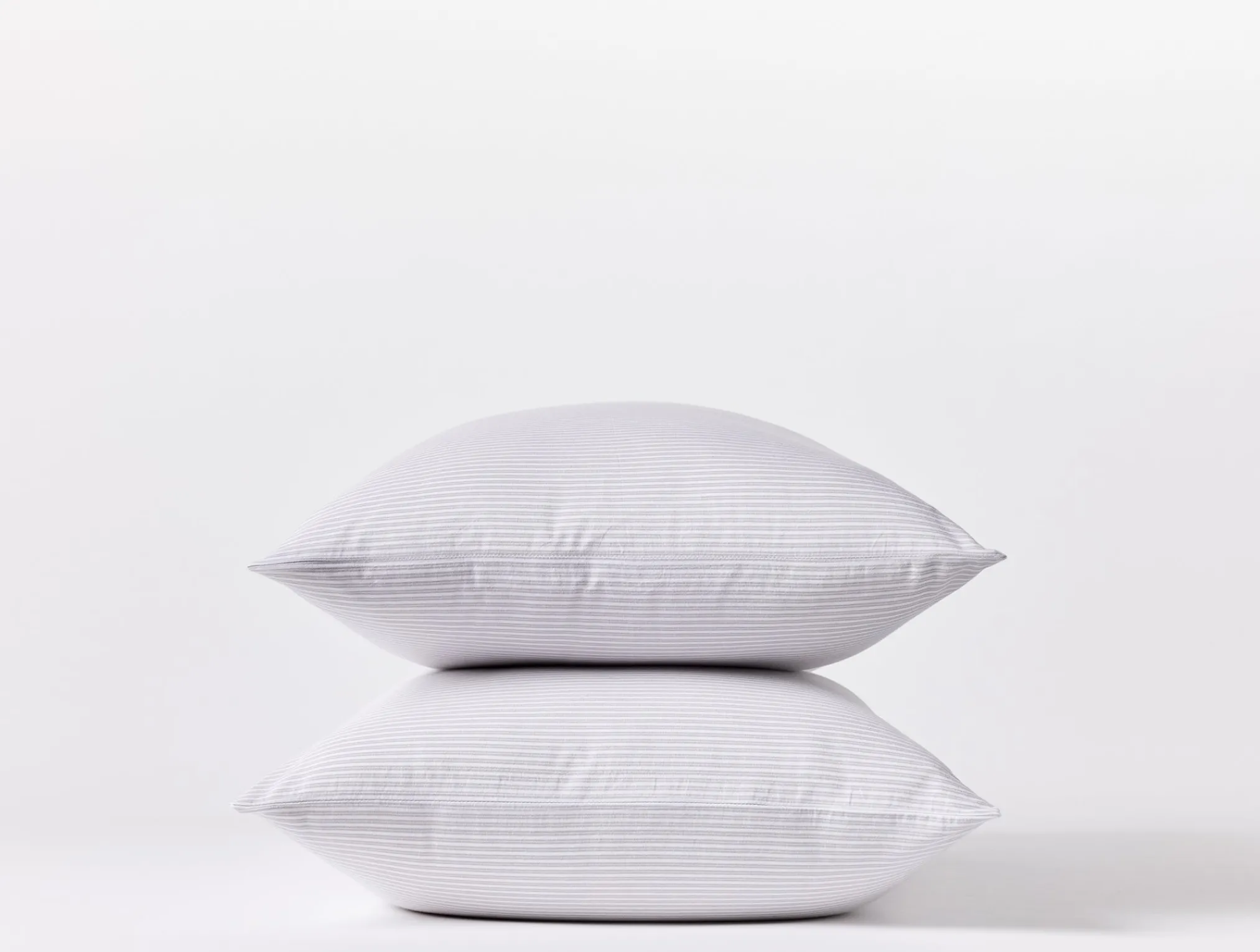 Coyuchi Climate Beneficial™ Cotton Soft Washed Pillowcases< Pillowcases|Pillowcases