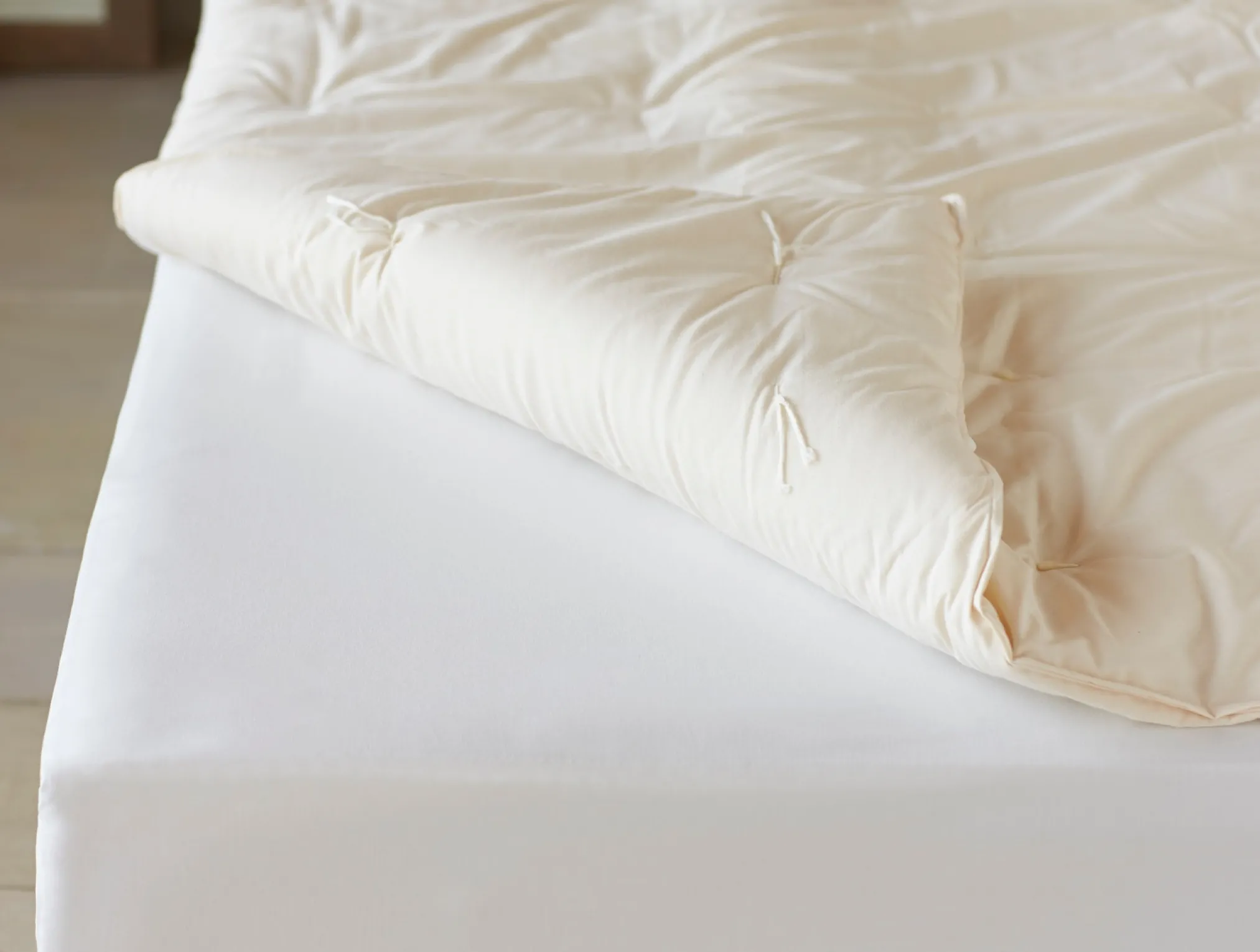 Coyuchi Climate Beneficial™ Wool Mattress Topper< Mattress Pads + Toppers|Mattress Pads + Toppers