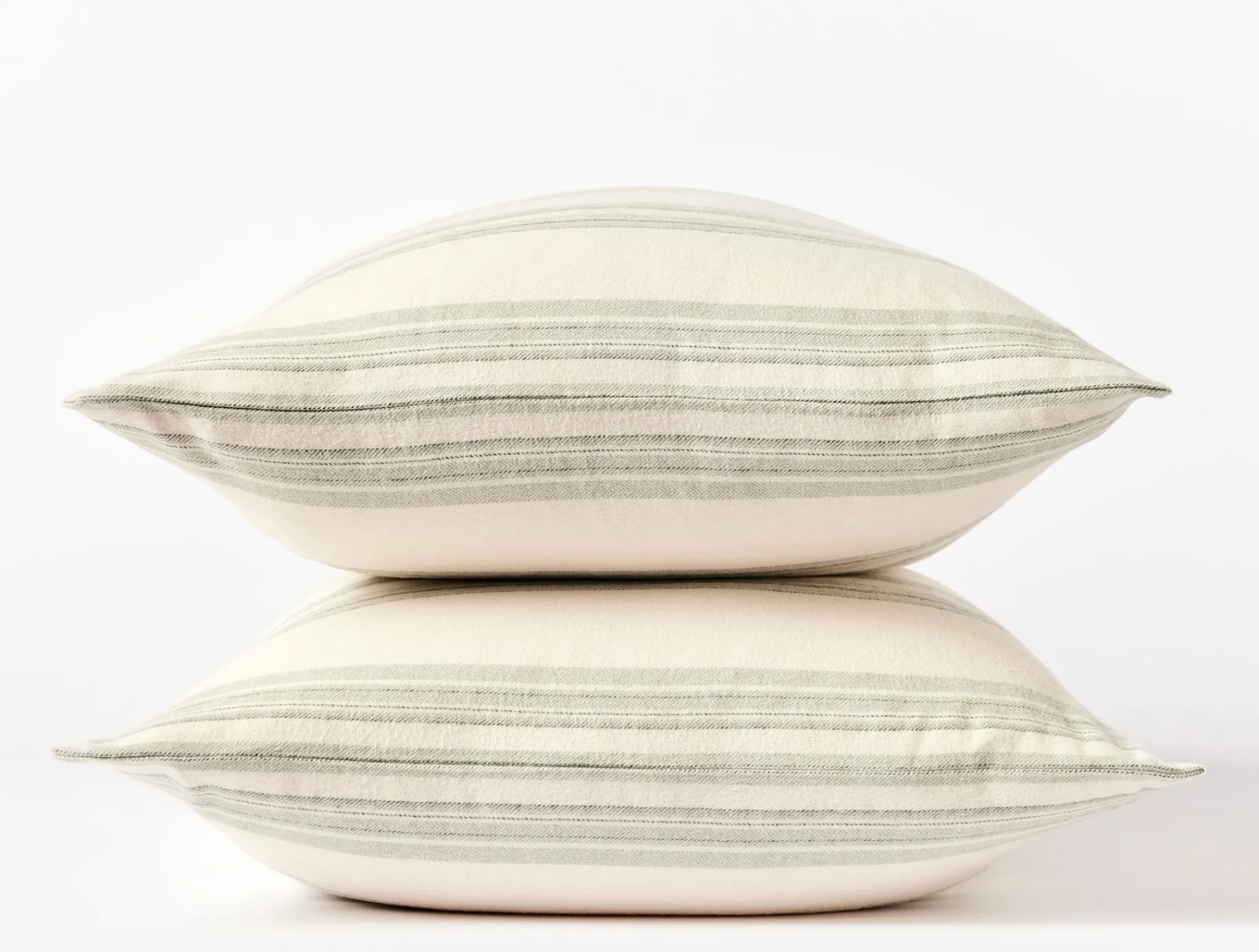 Coyuchi Cloud Brushed™ Organic Flannel Pillowcases< Pillowcases|Pillowcases