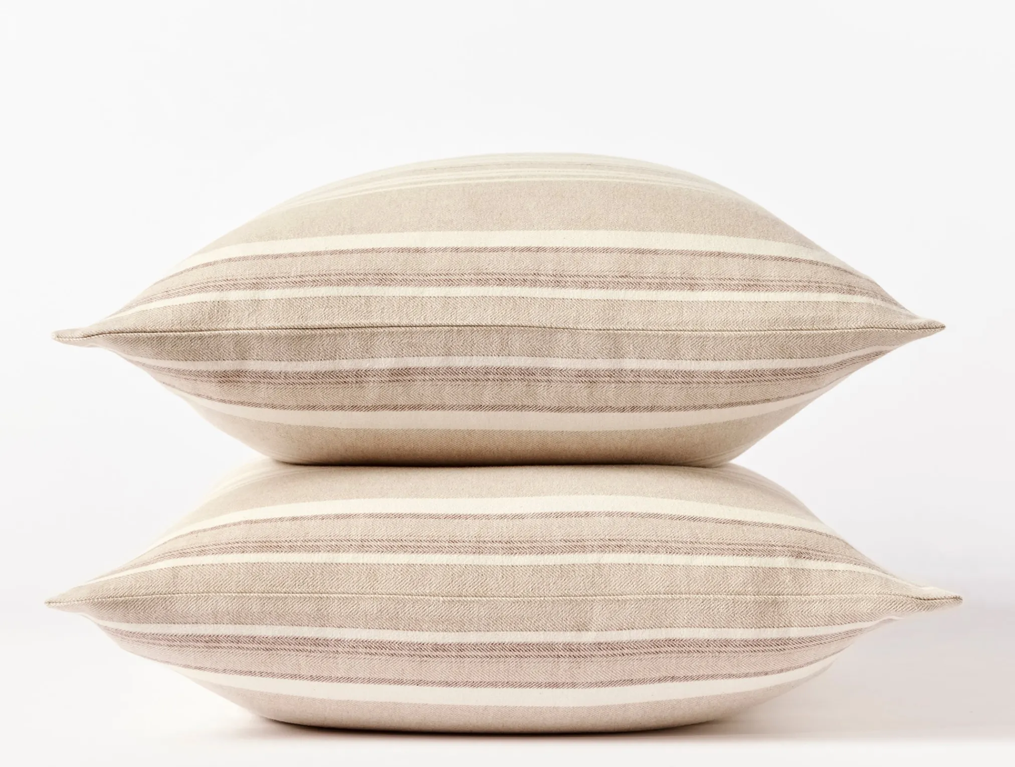 Coyuchi Cloud Brushed™ Organic Flannel Pillowcases< Pillowcases|Pillowcases
