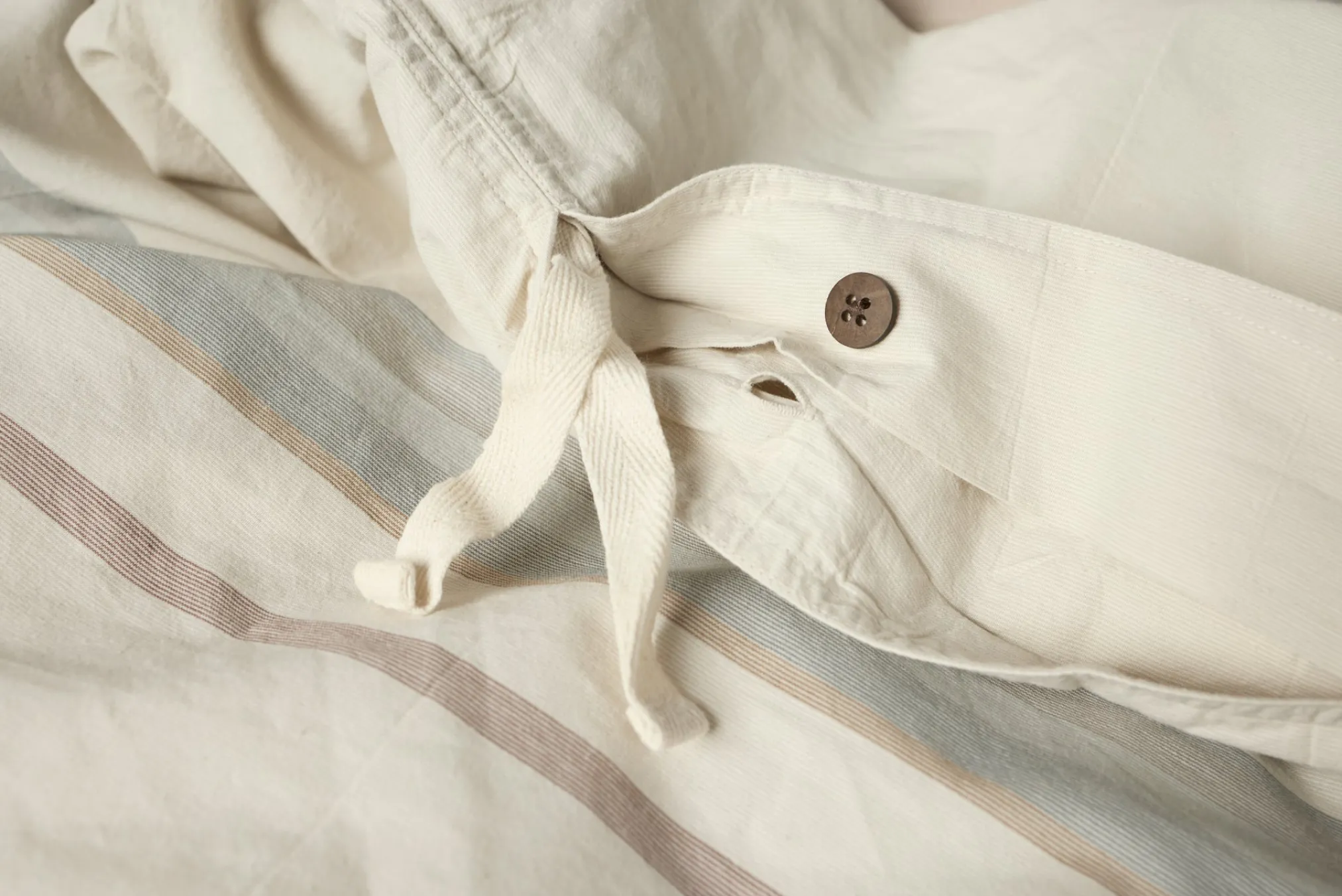 Coyuchi Crestridge Organic Duvet Cover< Duvet Covers + Sets