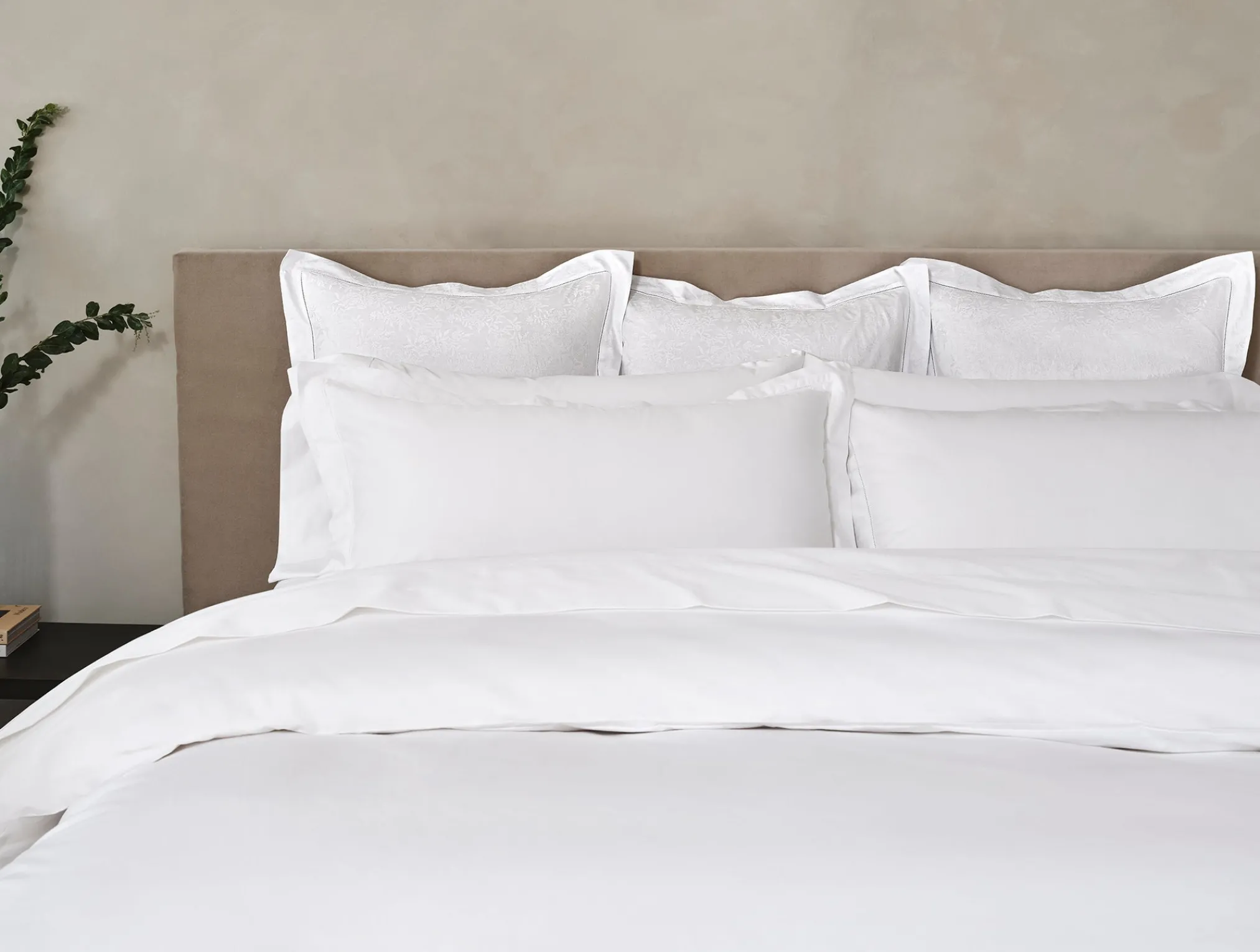 Coyuchi Heirloom Organic Sateen Duvet Set< Duvet Covers + Sets