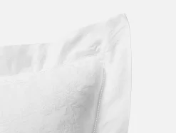 Coyuchi Heirloom Organic Sateen Jacquard Complete Bed Bundle< Sateen