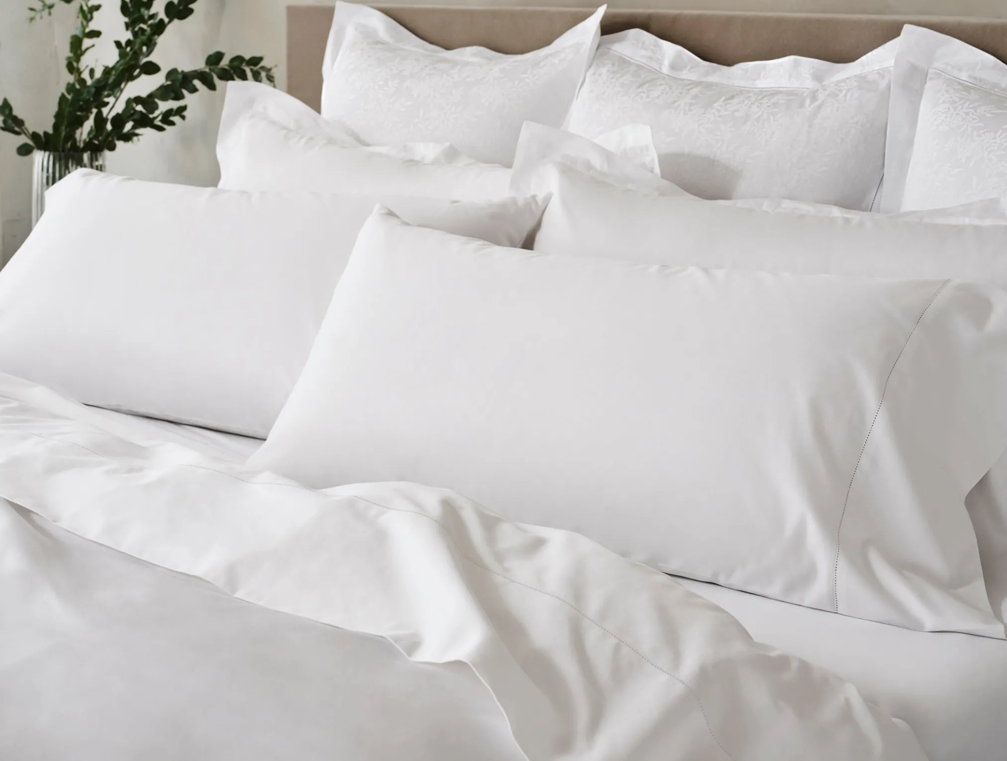 Coyuchi Heirloom Organic Sateen Sheet Set< Sheet Sets|Sheet Sets