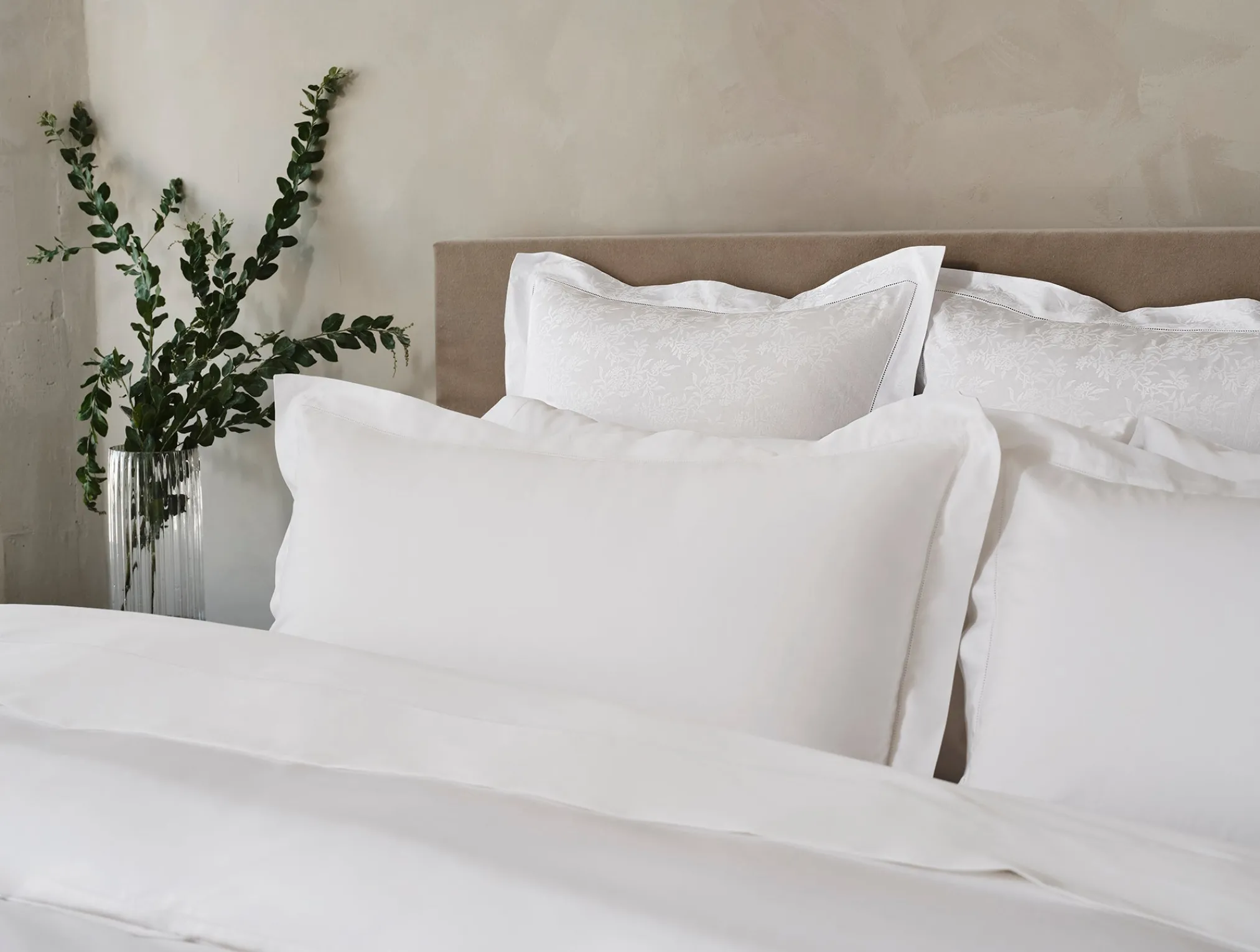 Coyuchi Heirloom Organic Sateen Sham< Pillow Shams