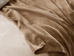 Coyuchi Helena Organic Linen Blanket< Bed Blankets