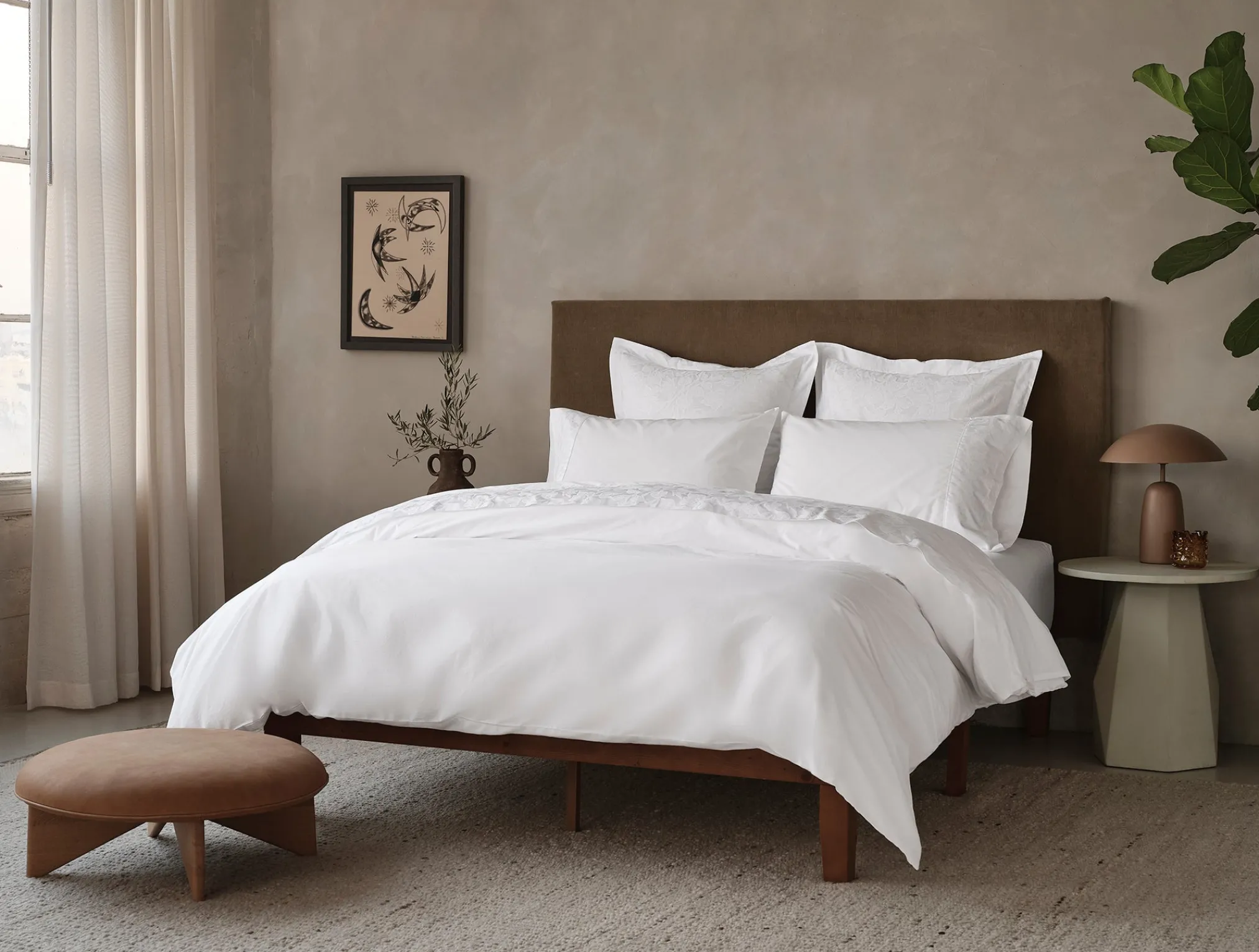 Coyuchi Heritage Organic Percale Jacquard Border Pillowcases< Pillowcases|Pillowcases
