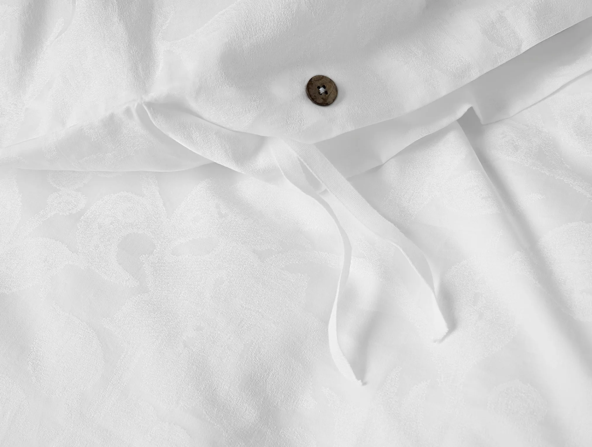 Coyuchi Heritage Organic Percale Jacquard Duvet Cover< Duvet Covers + Sets