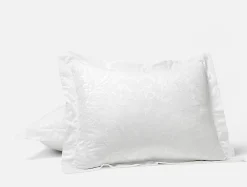 Coyuchi Heritage Organic Percale Jacquard Duvet Set< Duvet Covers + Sets