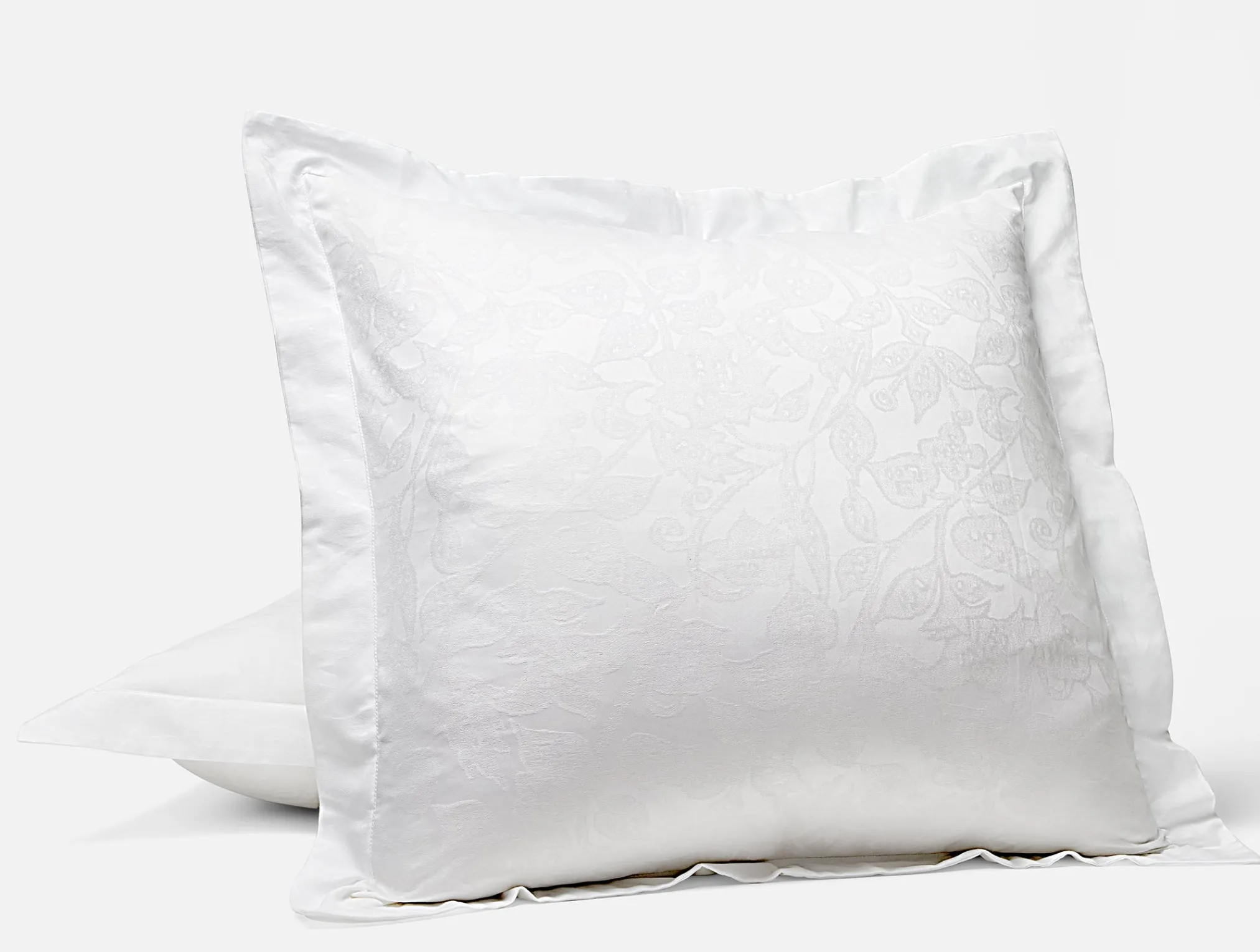 Coyuchi Heritage Organic Percale Jacquard Duvet Set< Duvet Covers + Sets