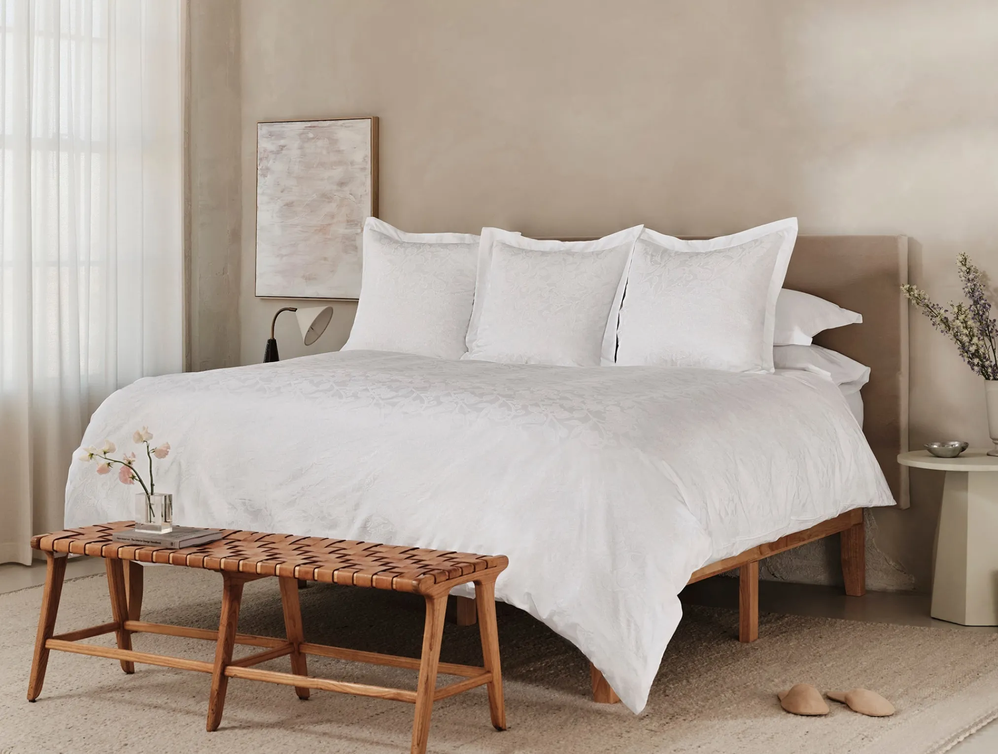 Coyuchi Heritage Organic Percale Jacquard Duvet Set< Duvet Covers + Sets