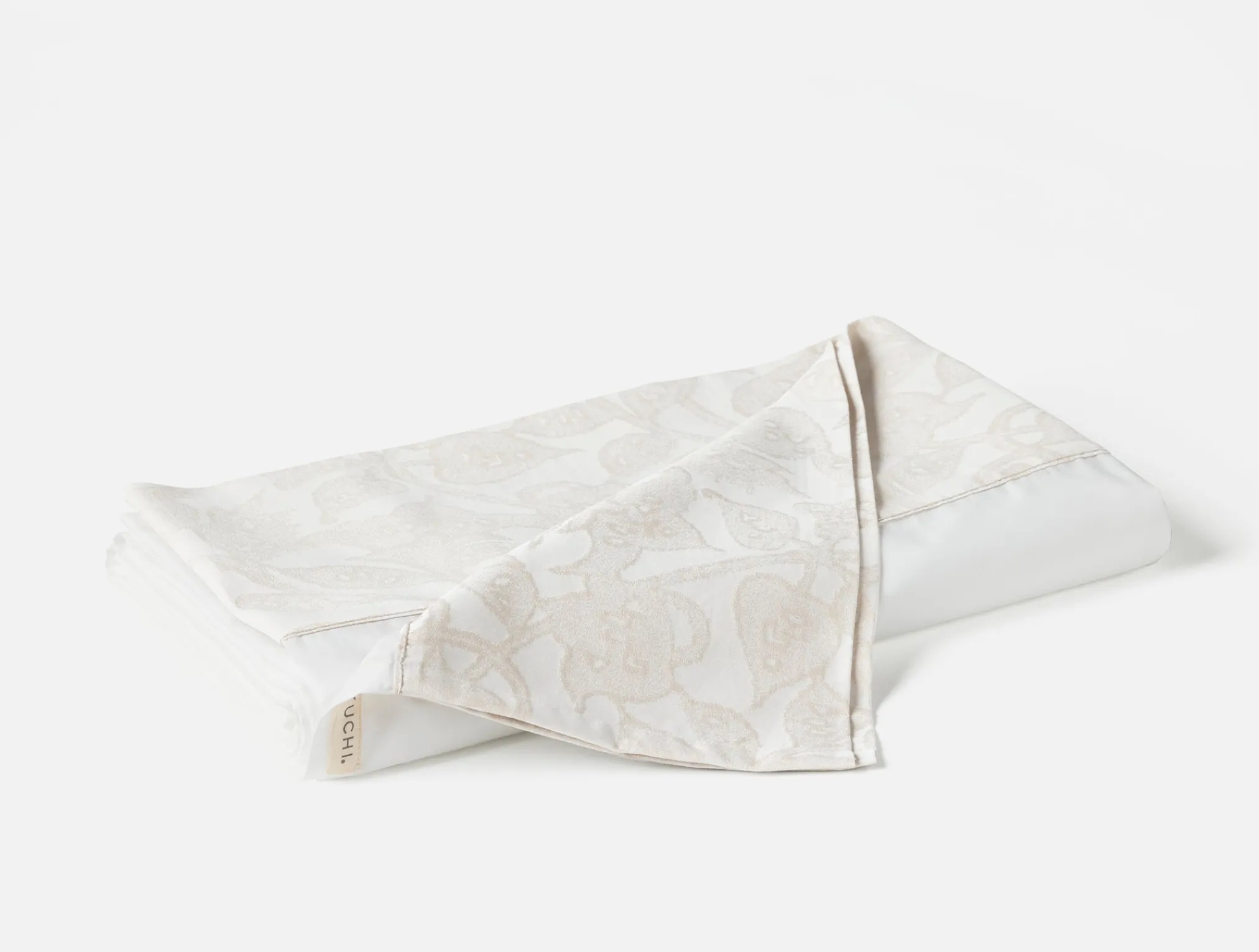 Coyuchi Heritage Organic Percale Jacquard Border Flat Sheet< Percale