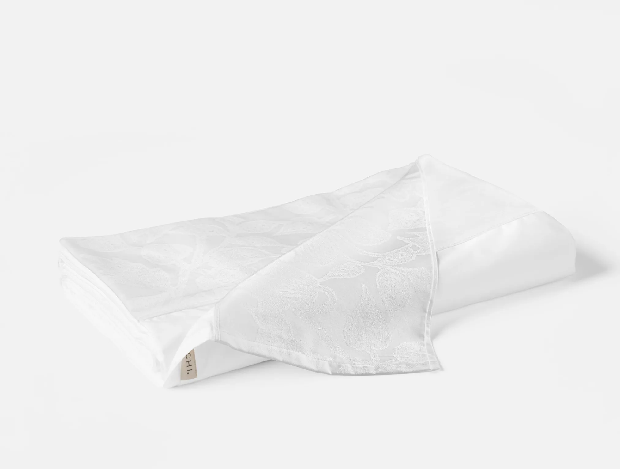 Coyuchi Heritage Organic Percale Jacquard Border Flat Sheet< Percale