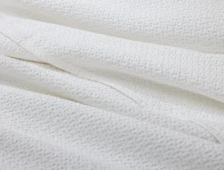 Coyuchi Honeycomb Organic Blanket< Bed Blankets