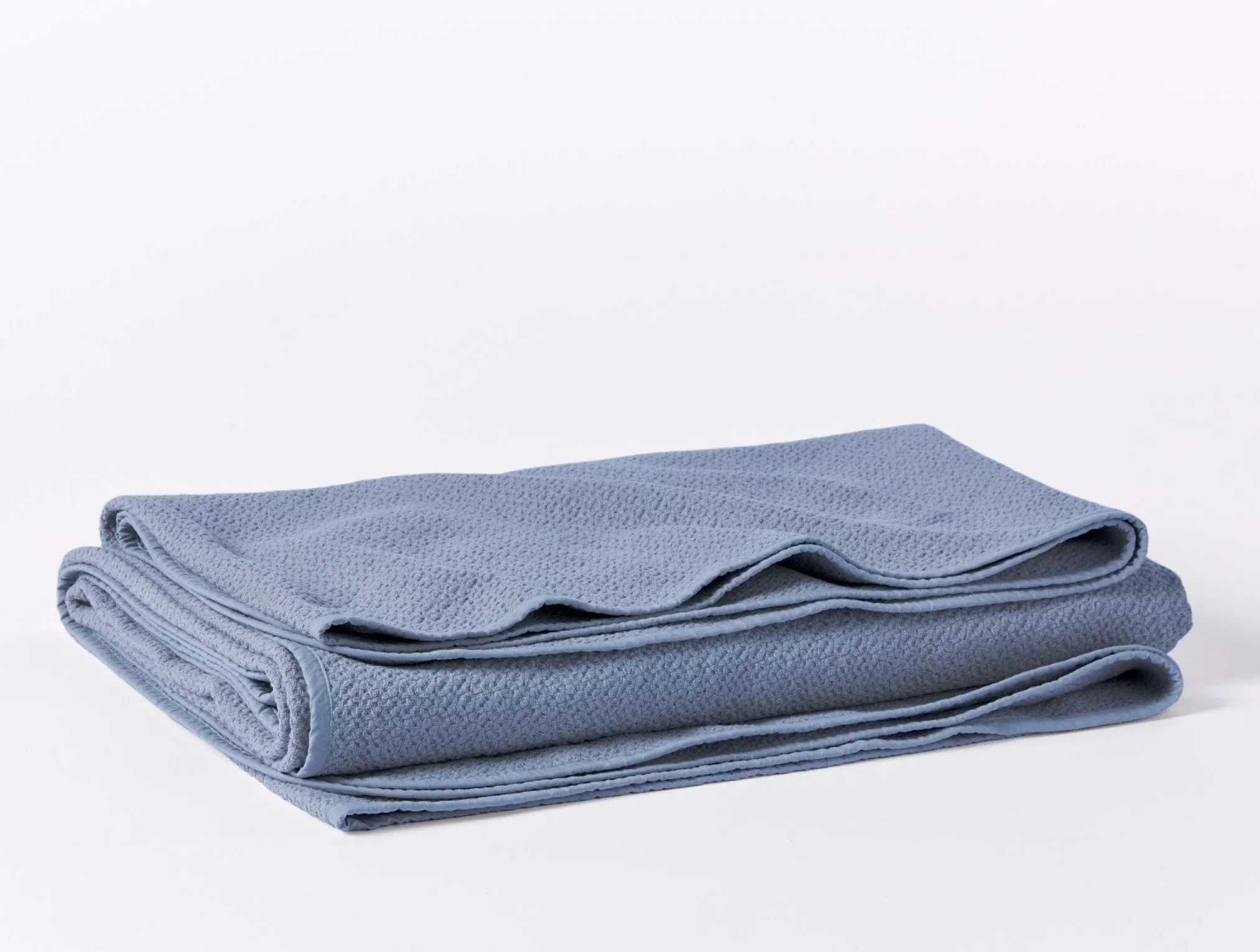 Coyuchi Honeycomb Organic Blanket< Bed Blankets