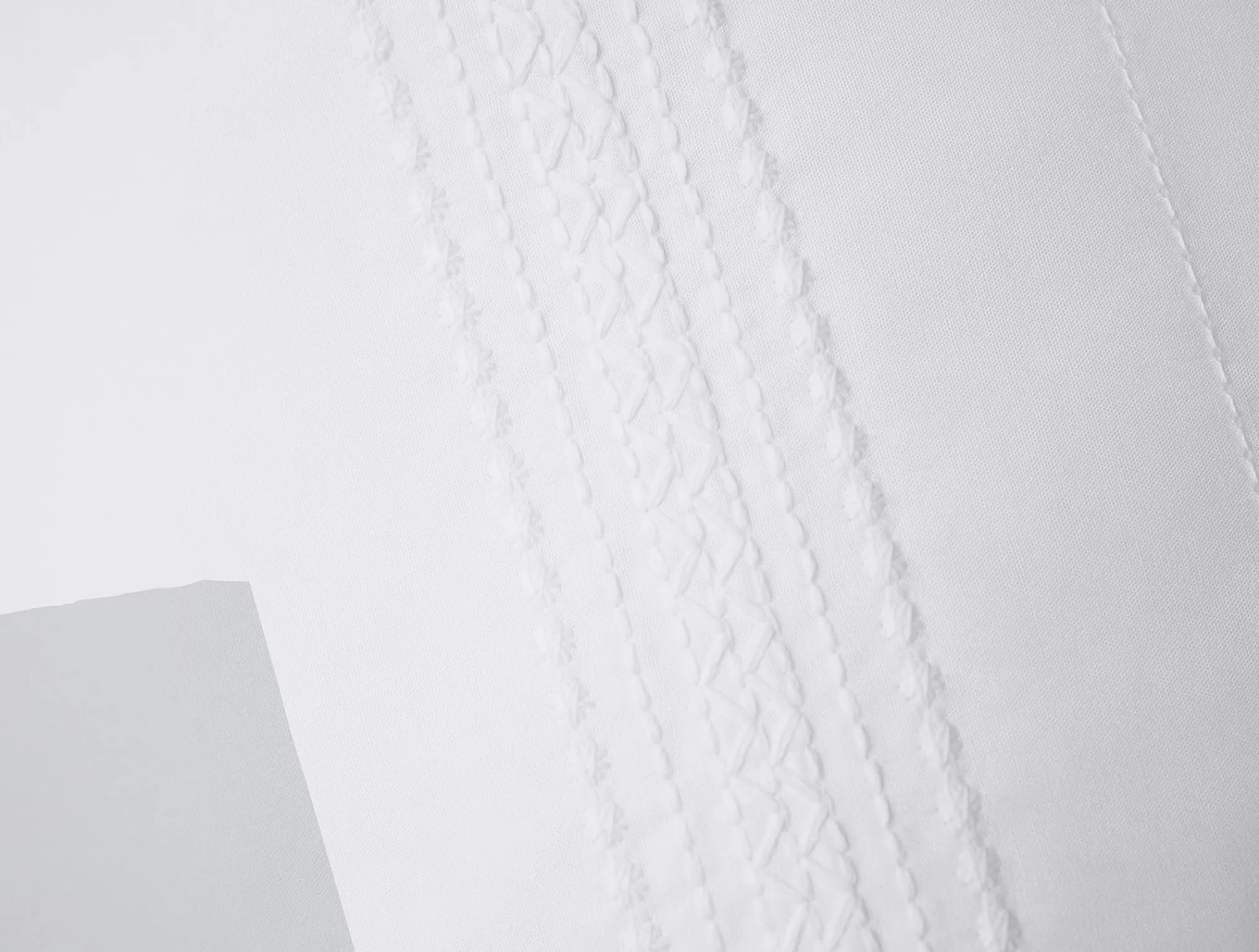 Coyuchi Landscape Embroidered Organic Pillowcases< Pillowcases|Pillowcases