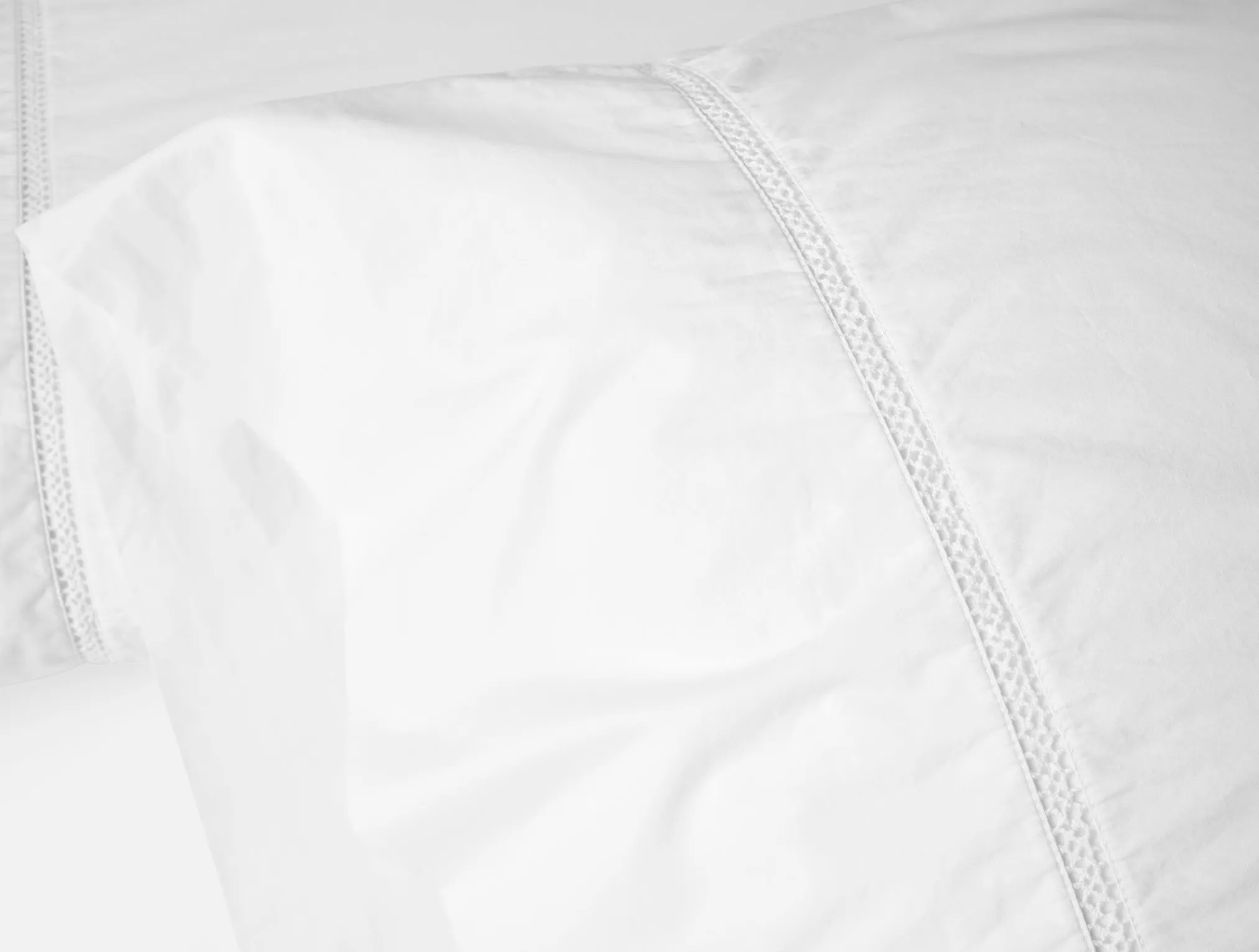 Coyuchi Lattice Organic Percale Pillowcases< Pillowcases|Pillowcases