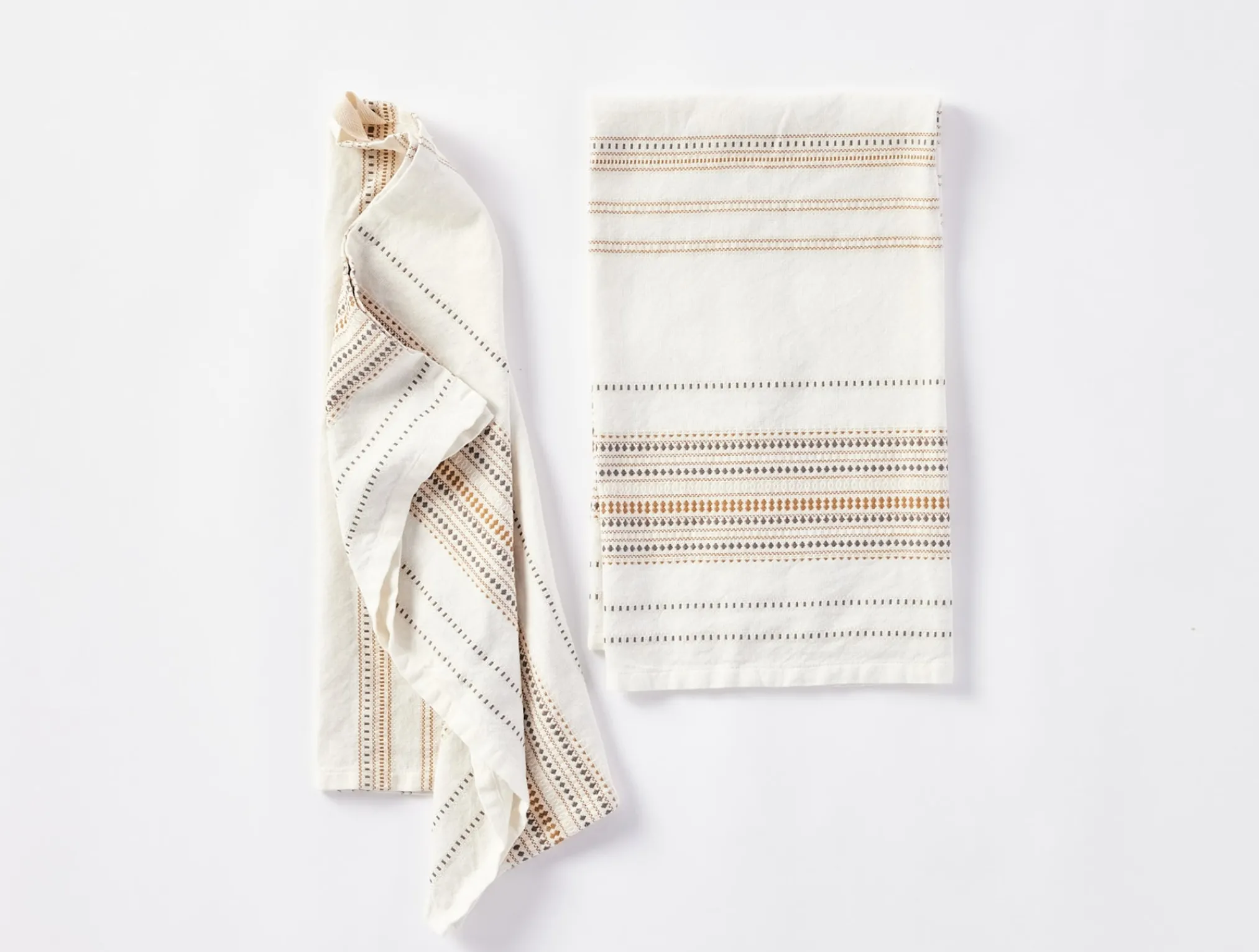 Coyuchi Lobos Organic Hand Towel, Set Of 2< Kitchen