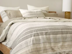 Coyuchi Lost Coast Organic Duvet Set< Duvet Covers + Sets