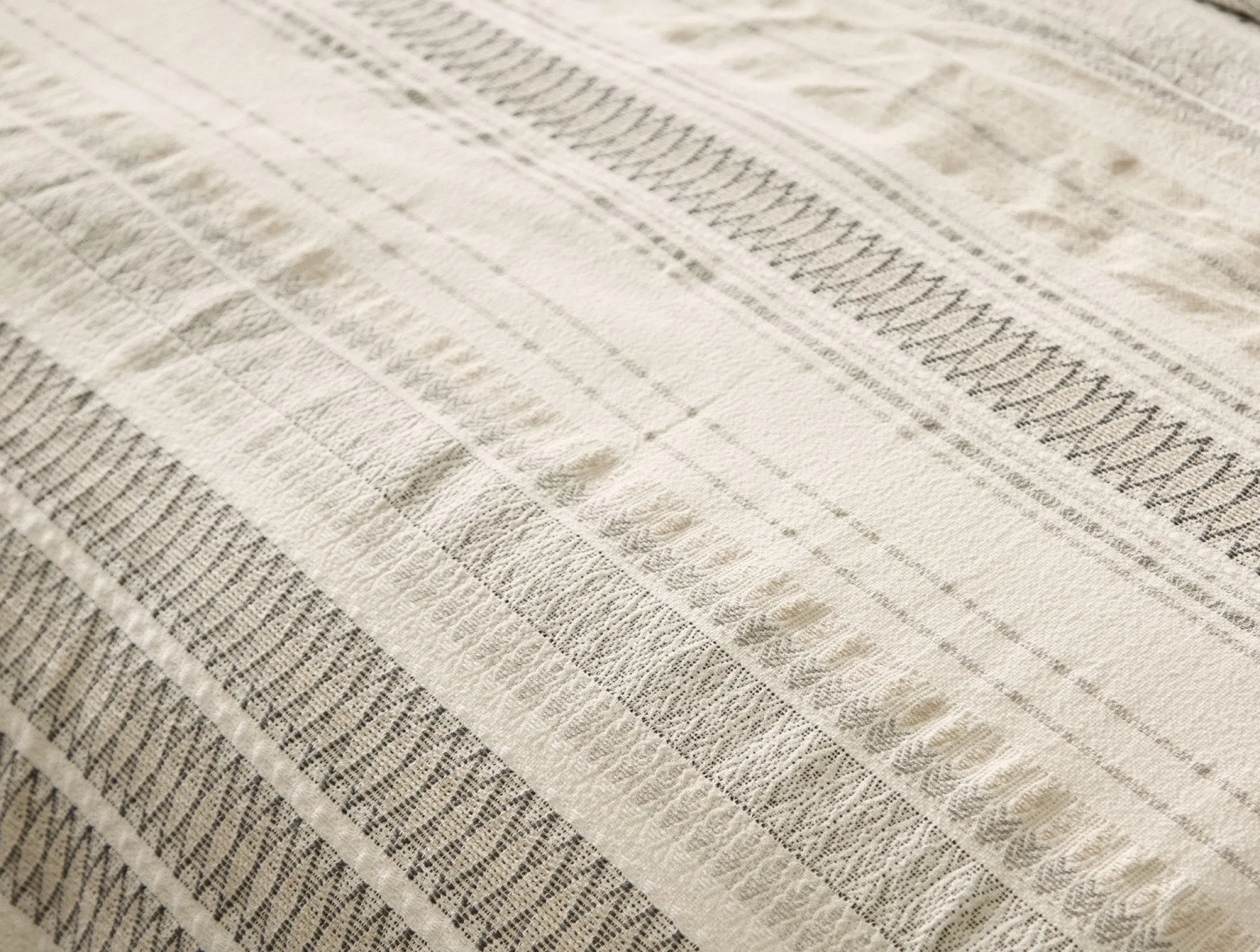 Coyuchi Lost Coast Organic Duvet Set< Duvet Covers + Sets