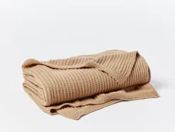 Coyuchi Madrone Organic Knit Throw< Throws