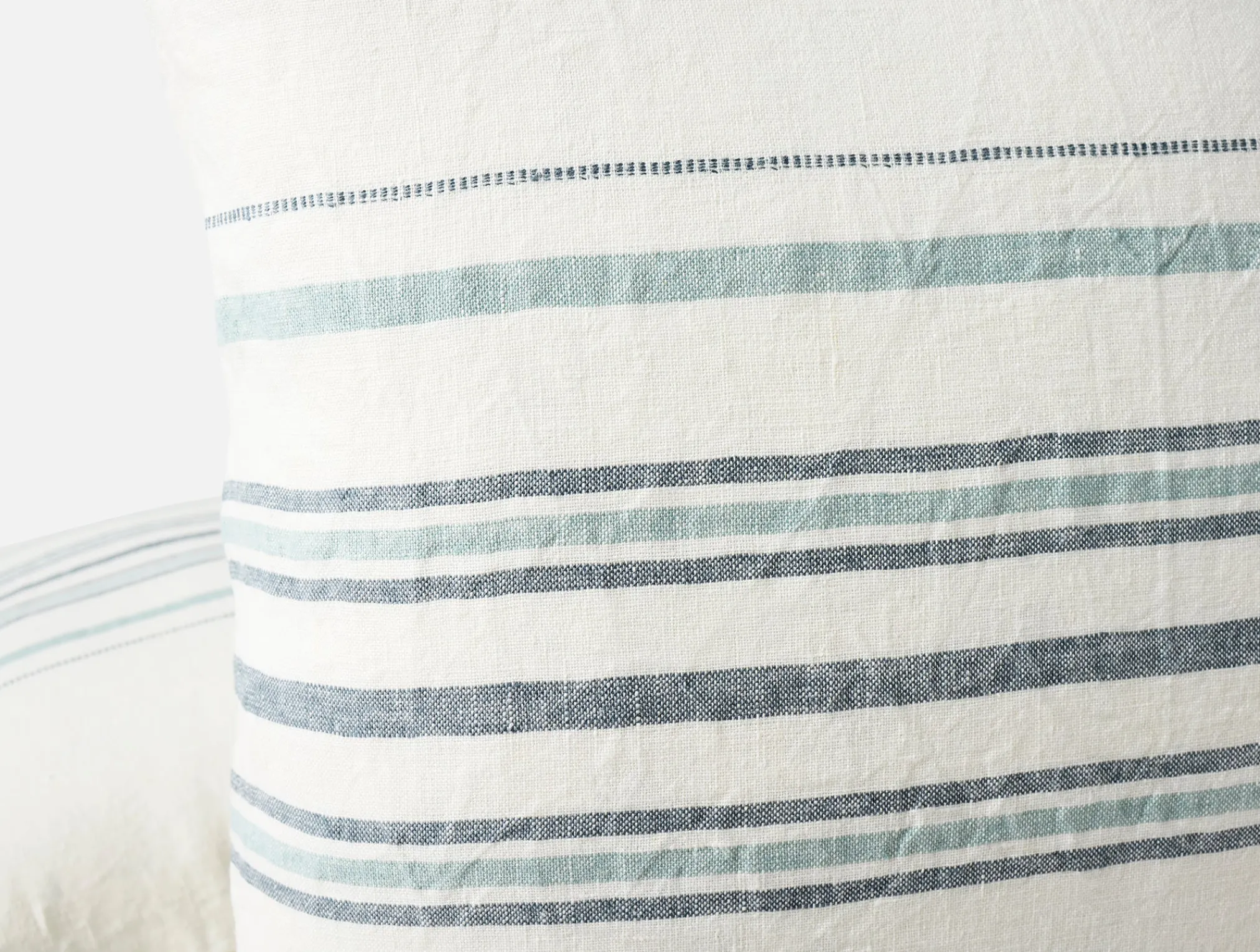 Coyuchi Mojave Organic Linen Decorative Pillow Cover< Decorative Pillows