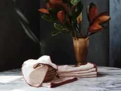 Coyuchi Olivos Embroidered Organic Linen Napkins< Dining