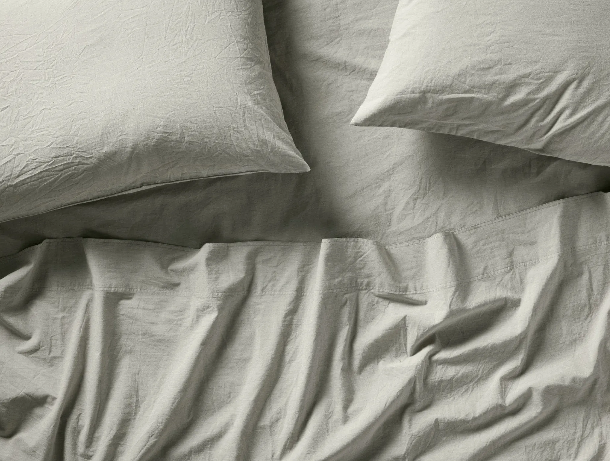 Coyuchi Organic Crinkled Percale™ Fitted Sheet< Fitted Sheets|Fitted Sheets