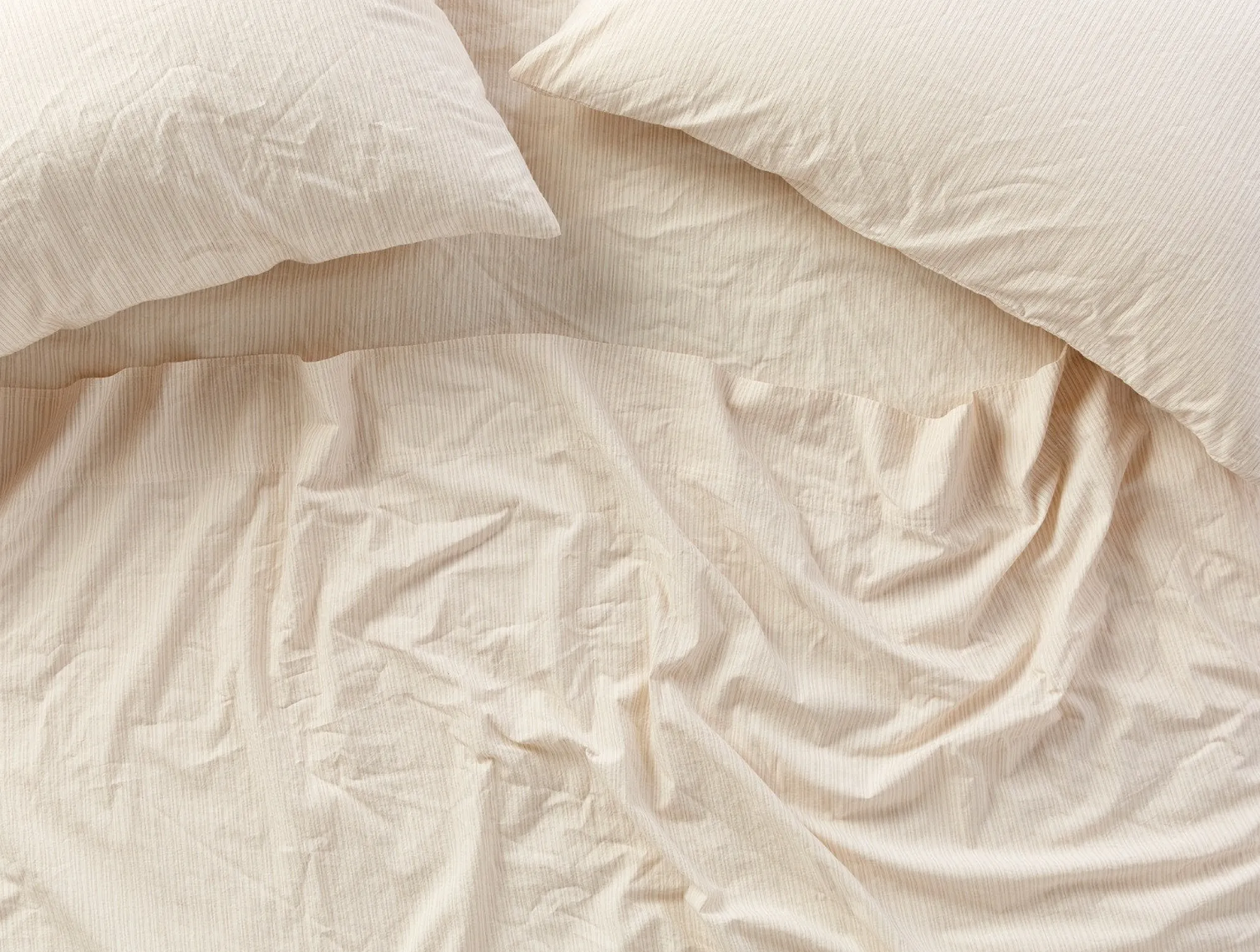 Coyuchi Organic Crinkled Percale™ Fitted Sheet< Fitted Sheets|Fitted Sheets