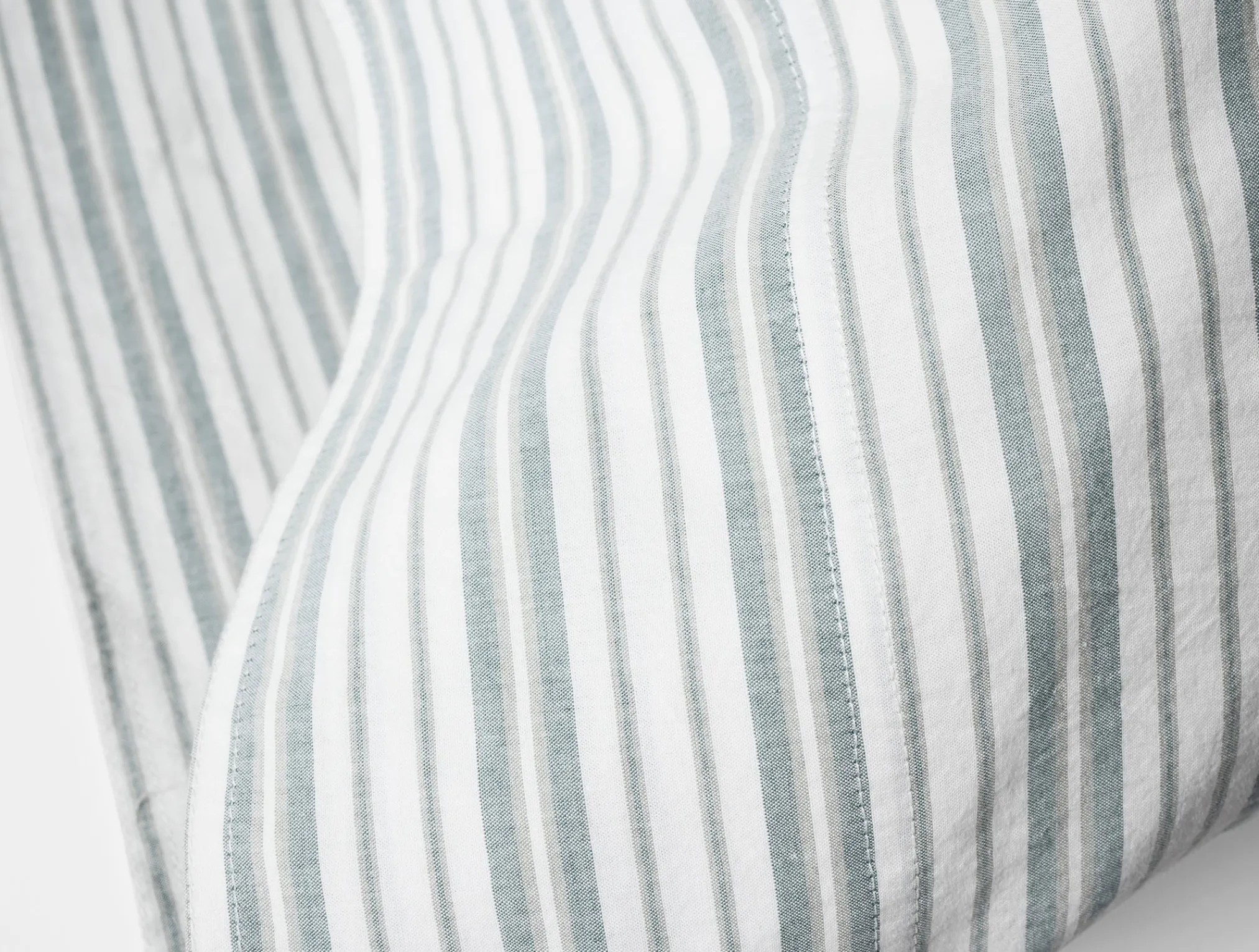 Coyuchi Organic Crinkled Percale™ Pillowcases< Pillowcases|Pillowcases