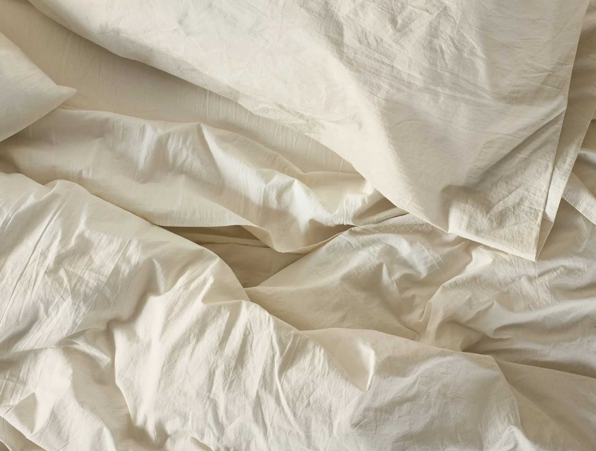 Coyuchi Organic Crinkled Percale™ Fitted Sheet< Fitted Sheets|Fitted Sheets