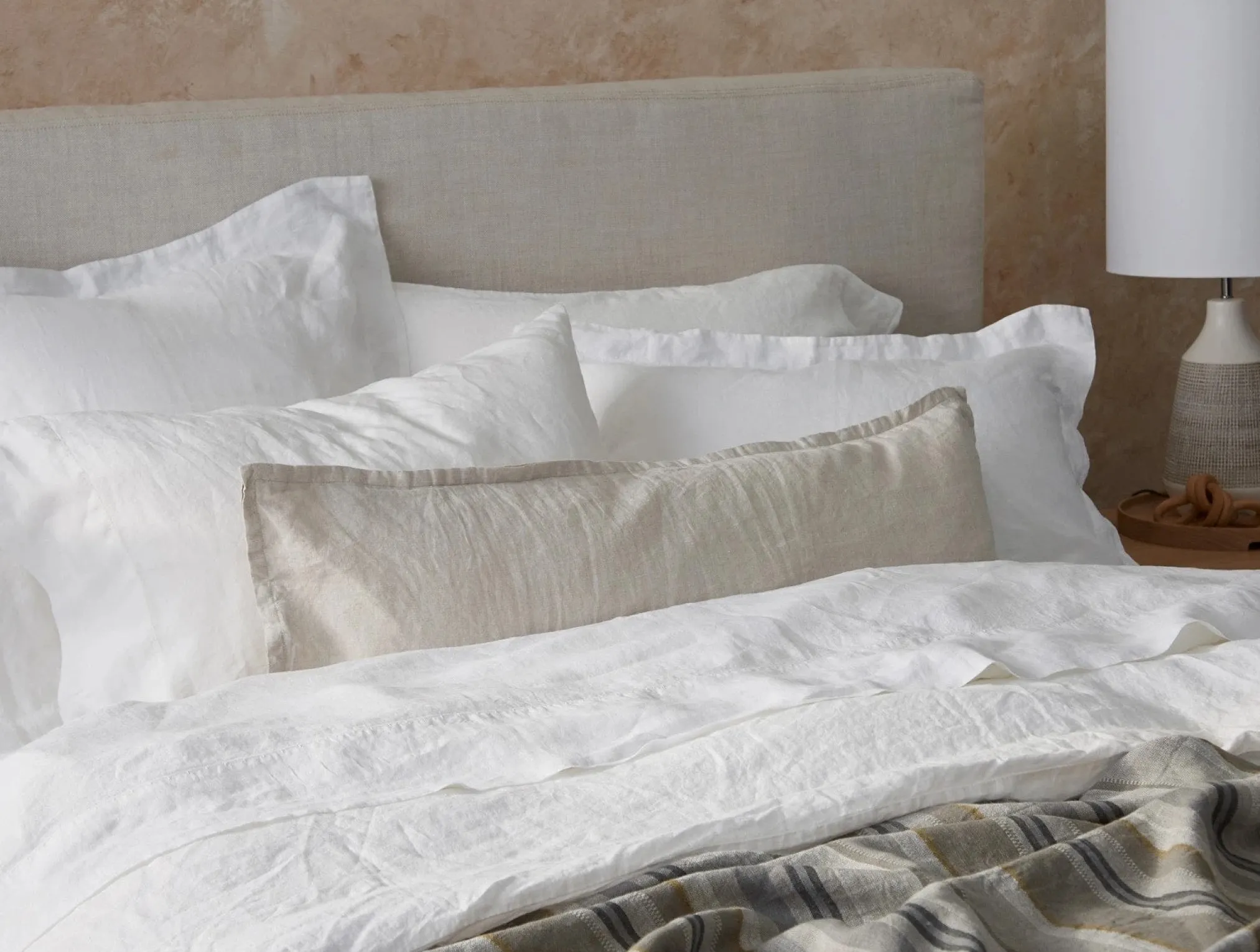 Coyuchi Organic Relaxed Linen Lumbar Pillow Cover< Decorative Pillows