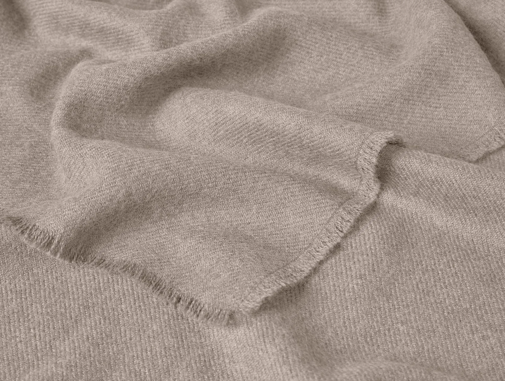 Coyuchi Pacaya Alpaca Throw< Throws