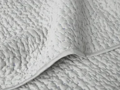 Coyuchi Pebbled Handstitched Organic Toddler Quilt< Baby|Baby Bedding