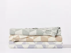 Coyuchi Pismo Organic Blanket< Bed Blankets