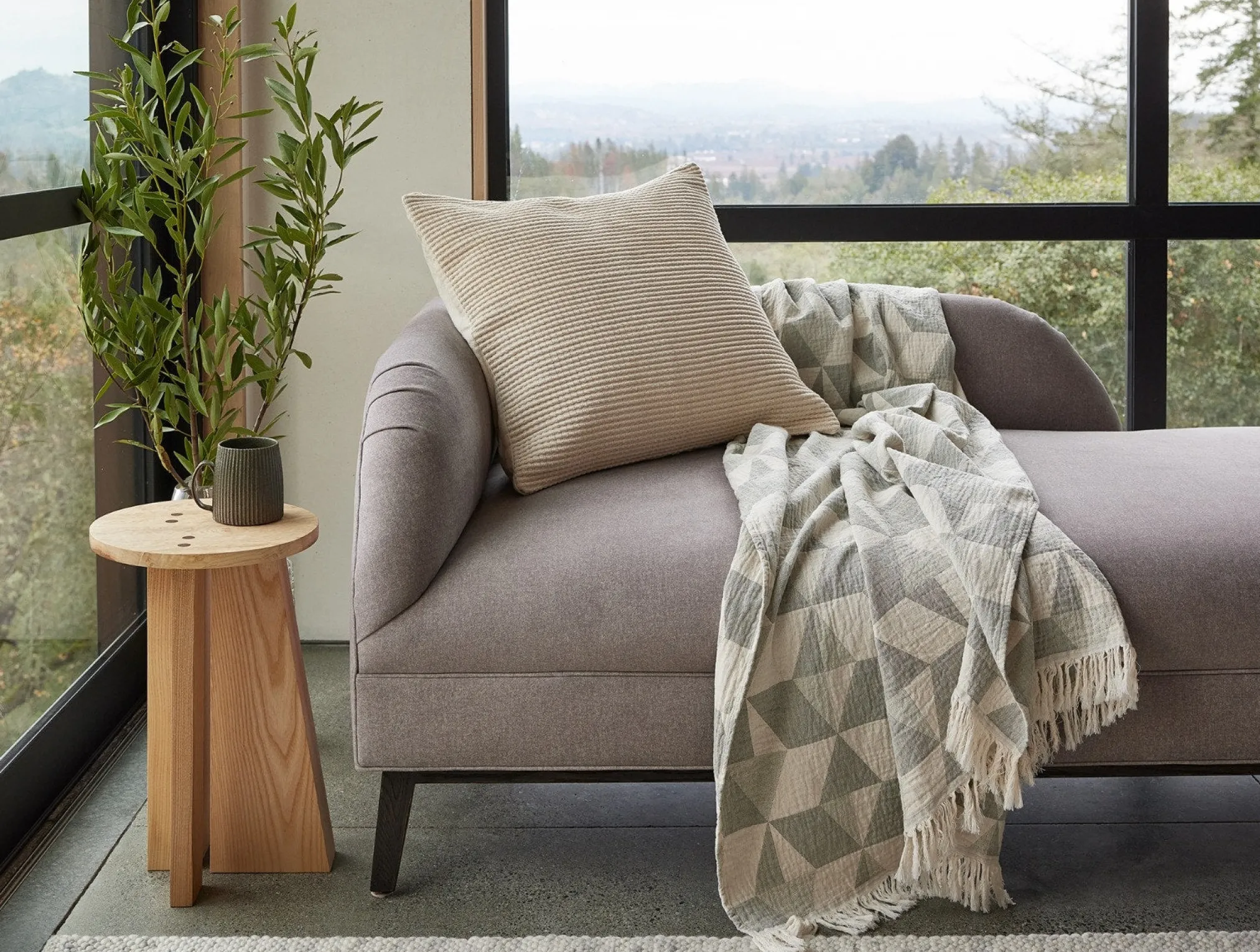 Coyuchi Pismo Organic Throw< Throws