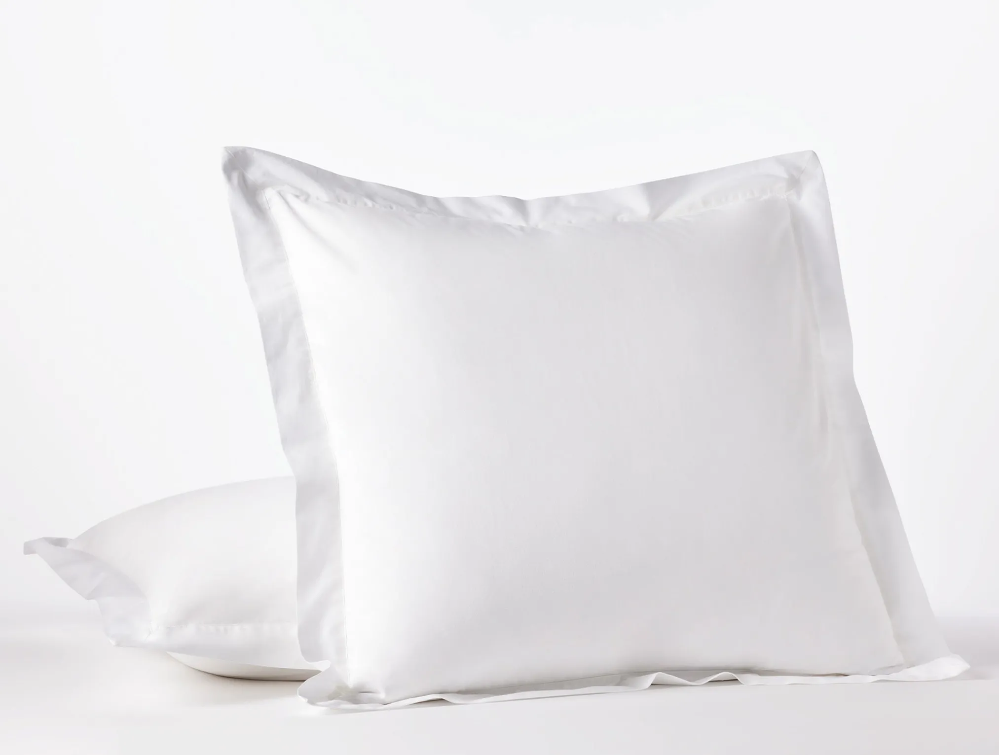 Coyuchi Refined Organic Percale Duvet Set< Duvet Covers + Sets
