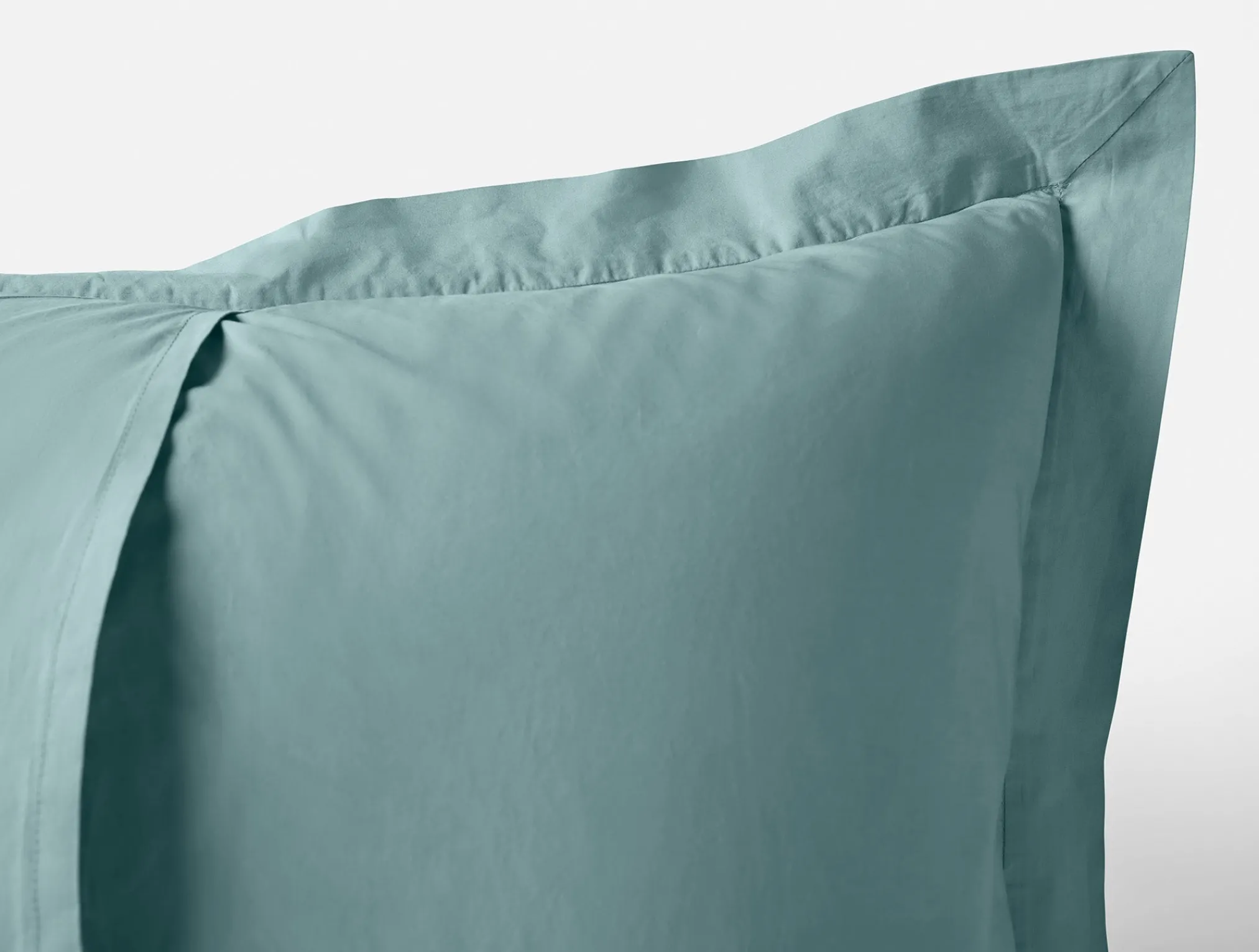 Coyuchi Refined Organic Percale Duvet Set< Duvet Covers + Sets