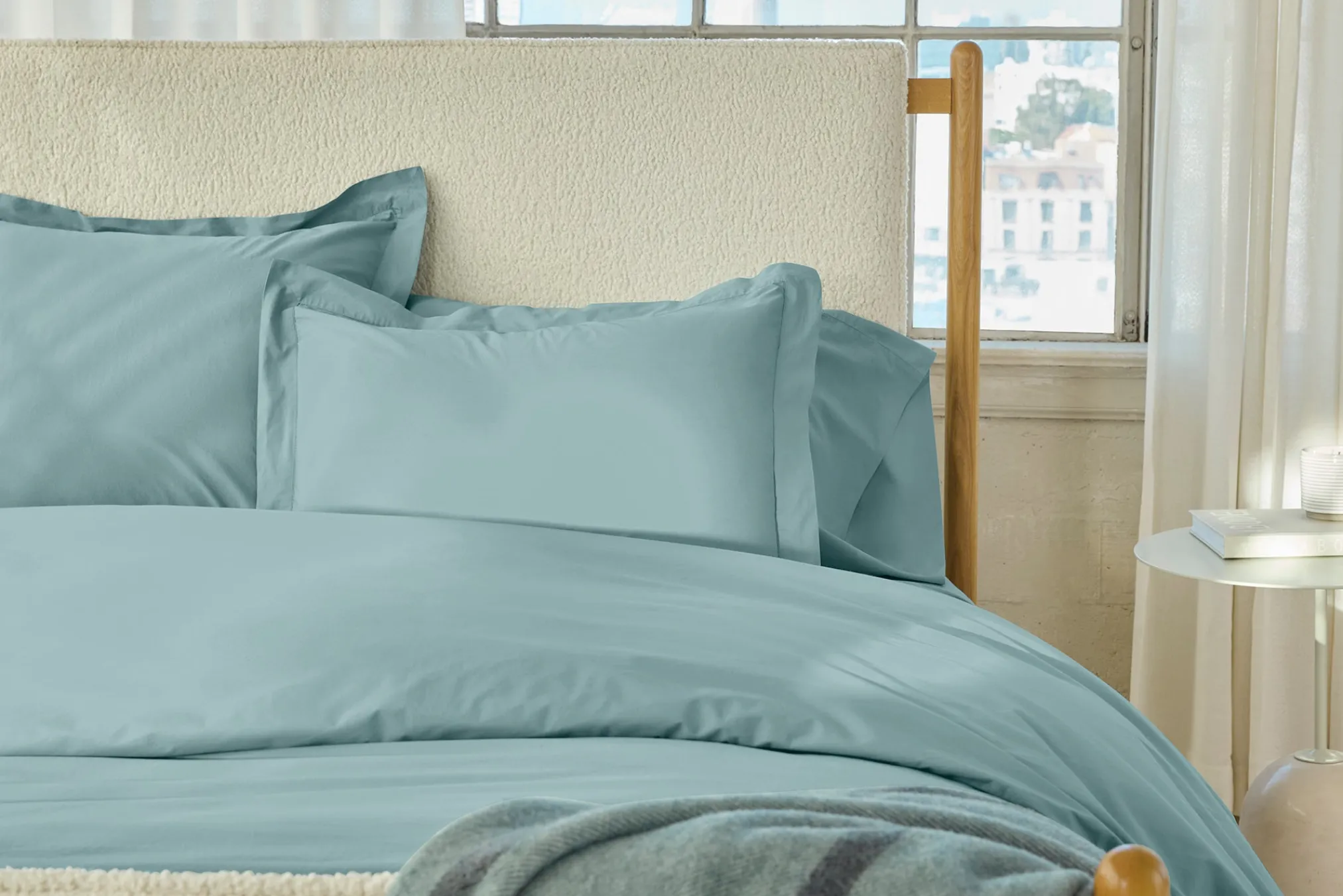 Coyuchi Refined Organic Percale Duvet Set< Duvet Covers + Sets