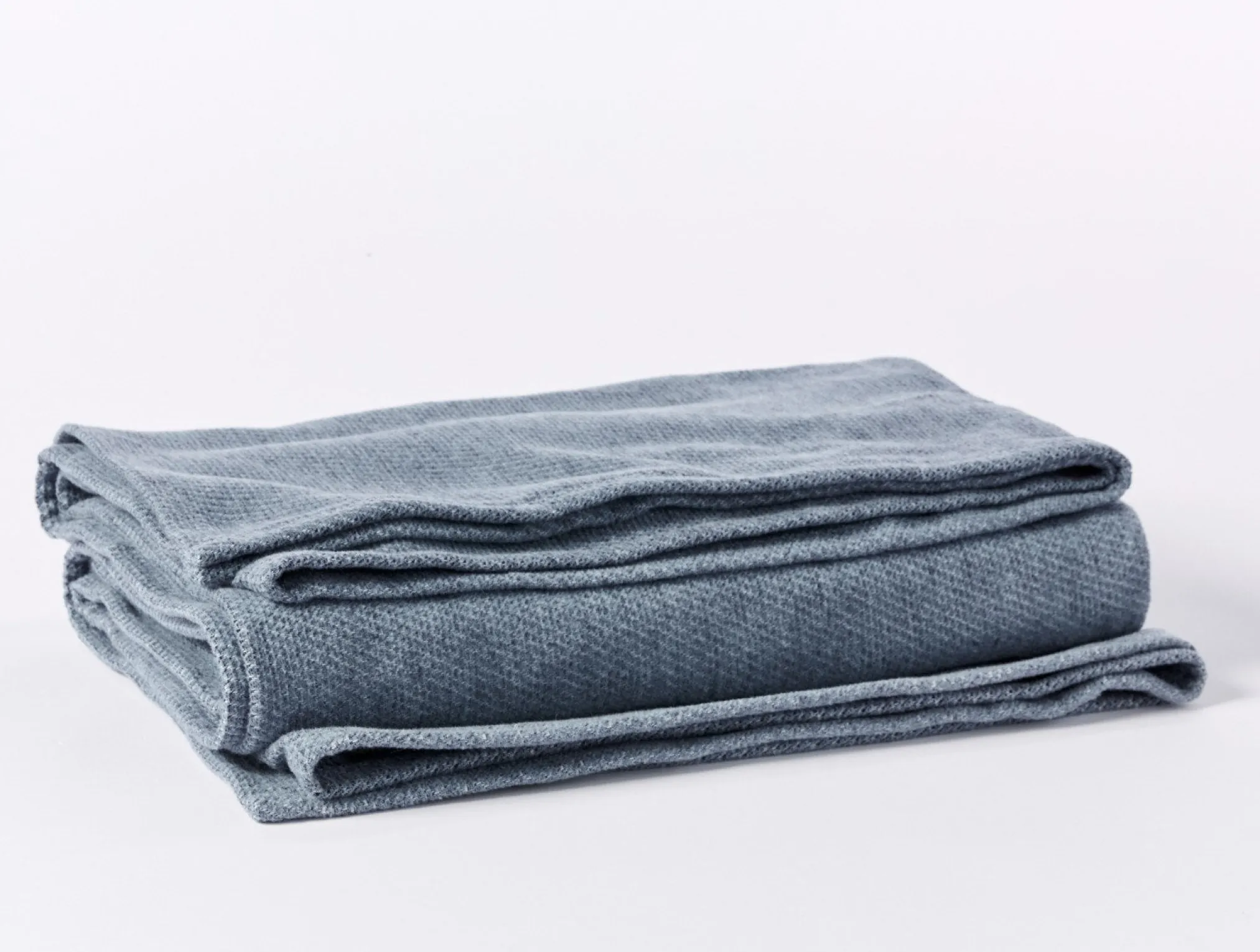 Coyuchi Sequoia Washable Organic Cotton and Wool Blanket< Bed Blankets